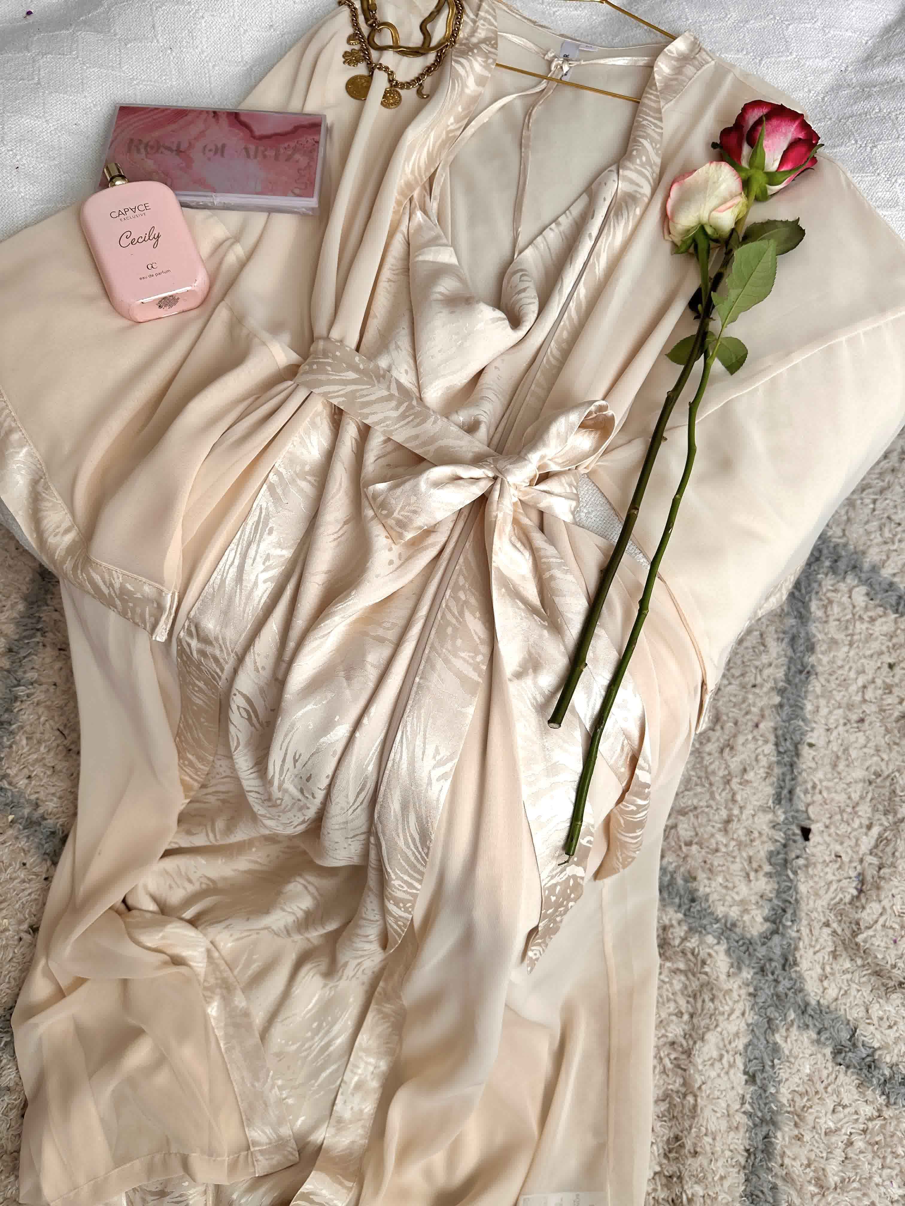 Déshabille bonjour longue noir et beige 