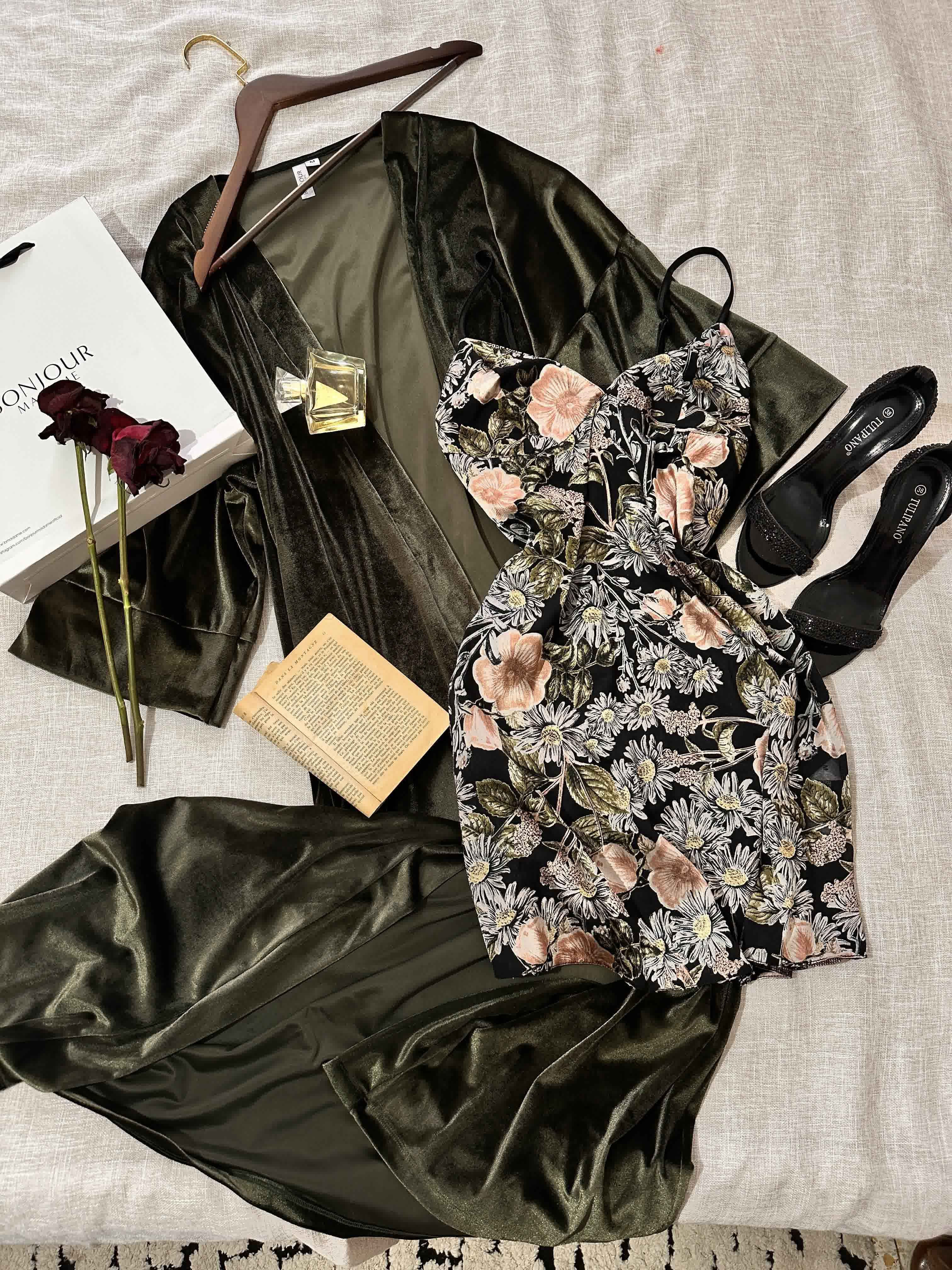 Deshabillé Bonjour vert olive kimono long 