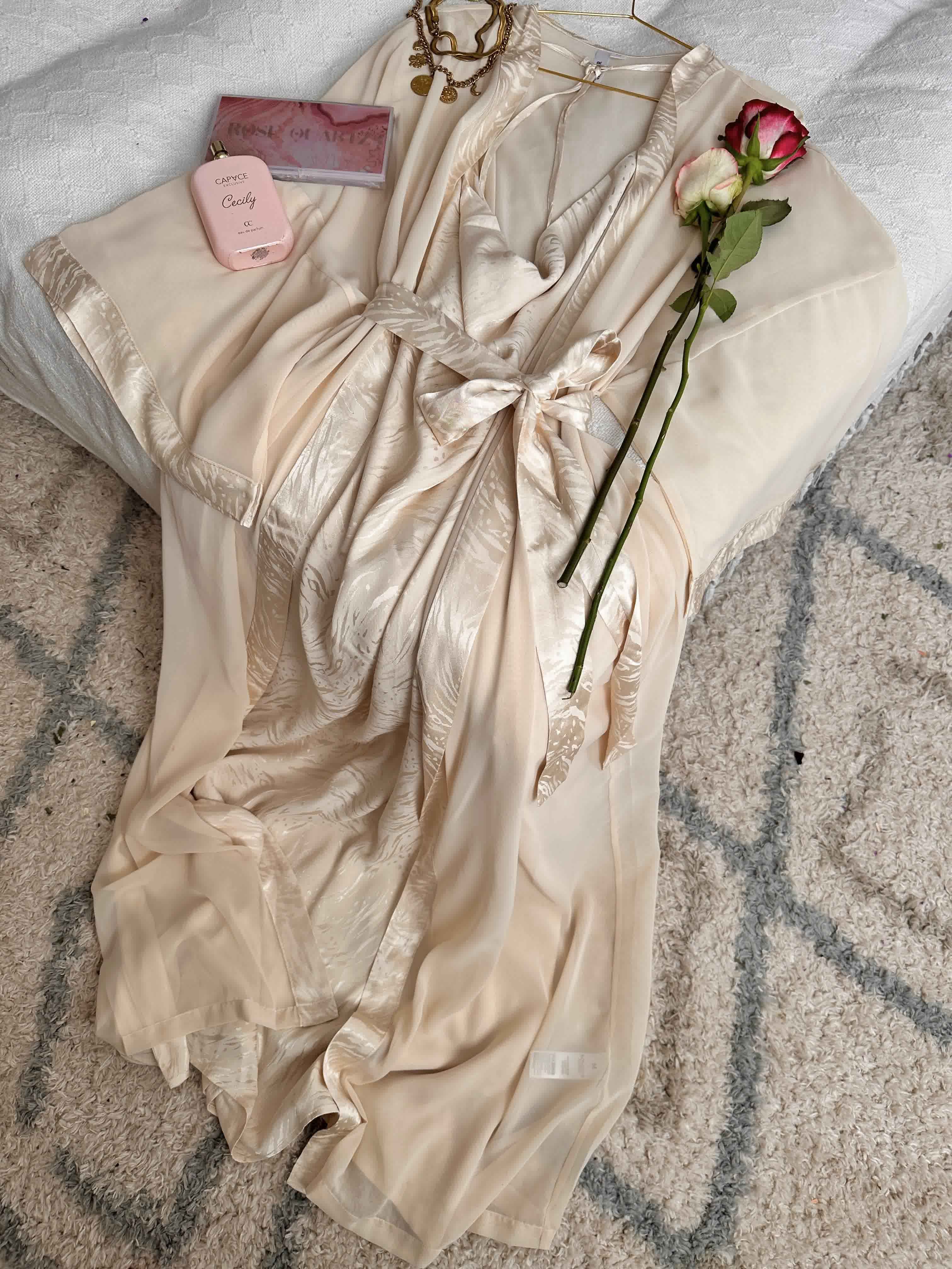 Déshabille bonjour longue noir et beige 