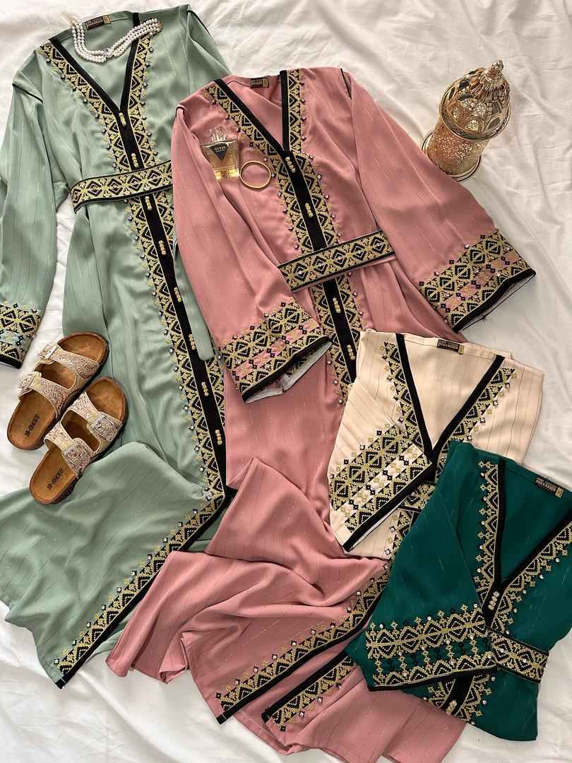 Caftan Kasr broderie noir 