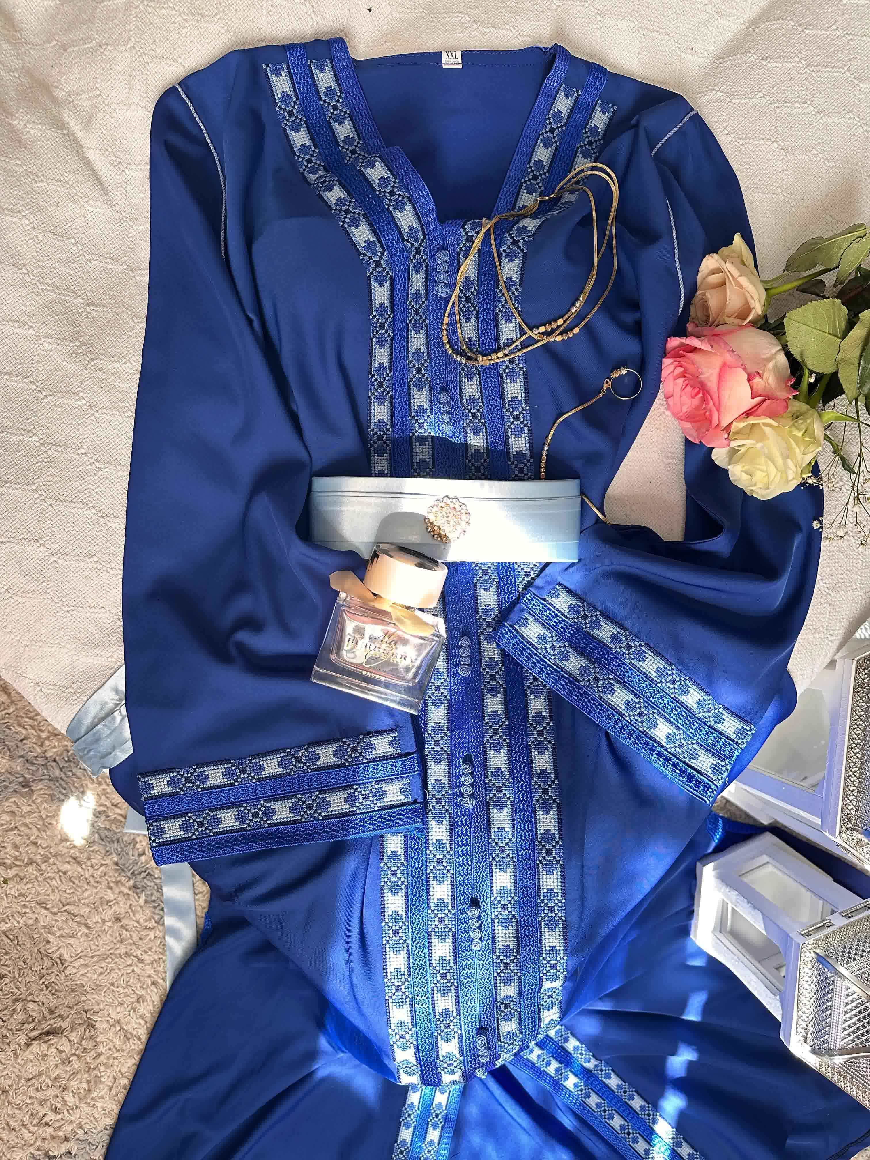 Caftan broderie point de croix 