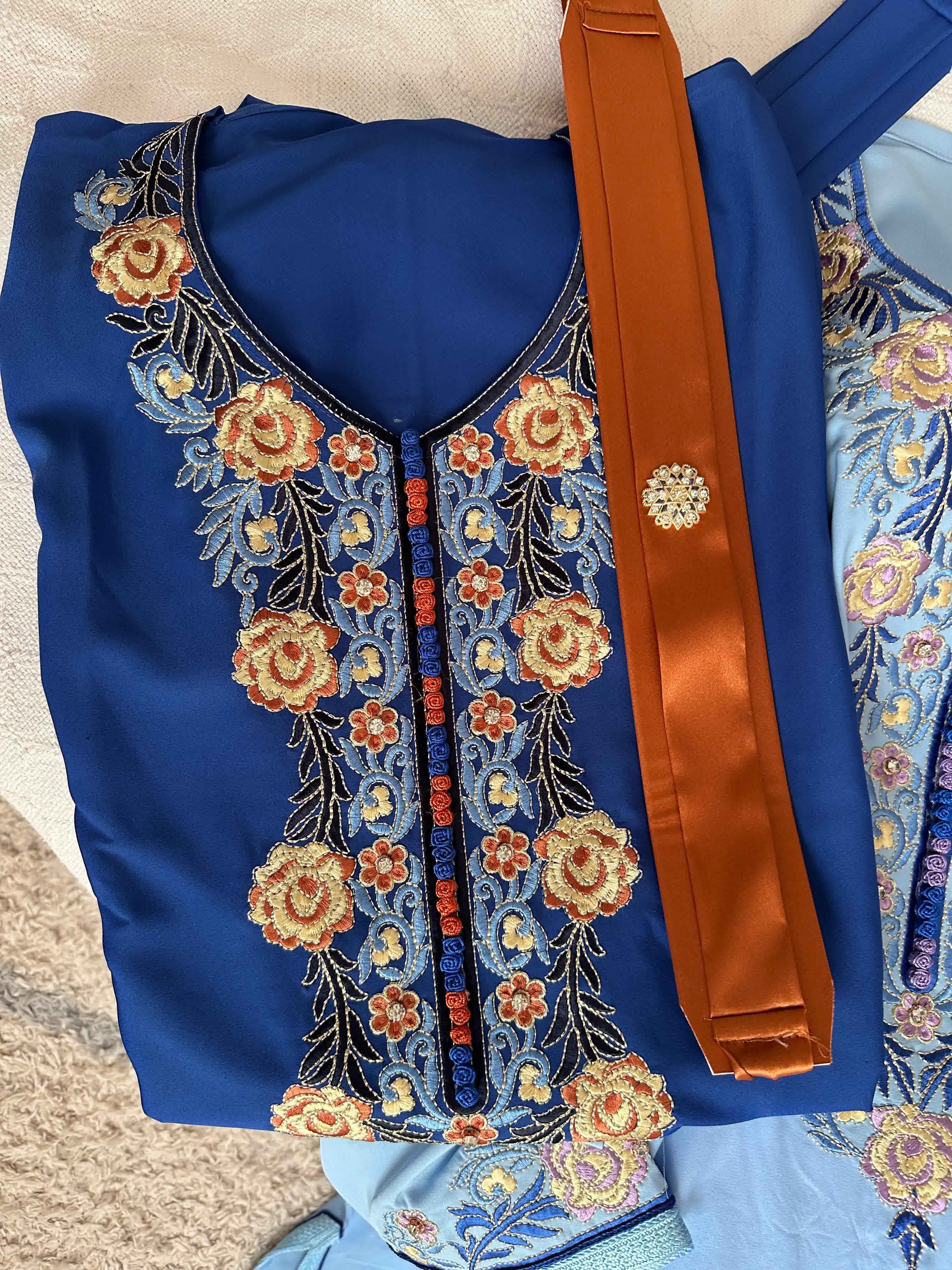 robe broderie floral 