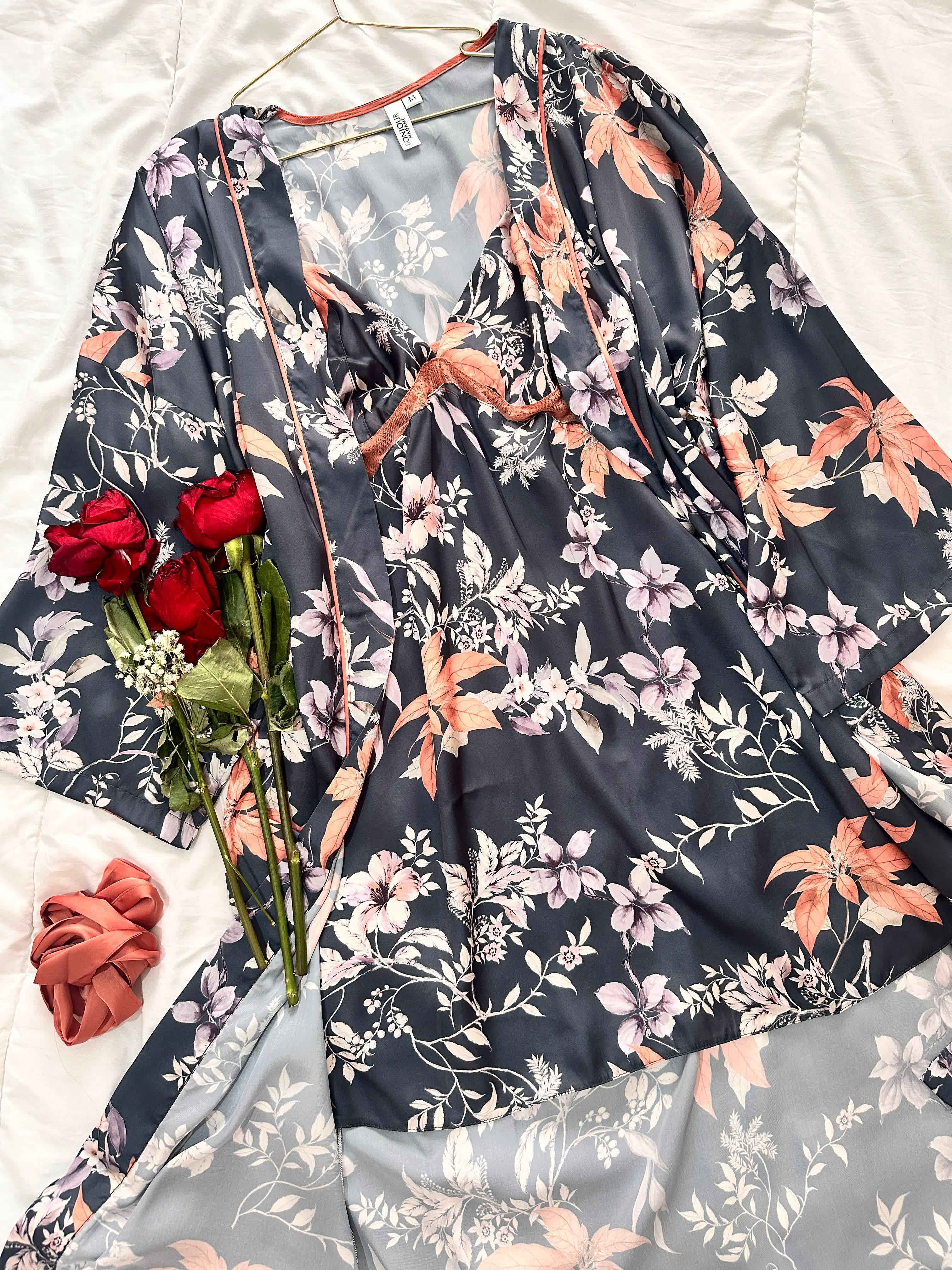 Deshabillé Bonjour bleu pigeon fleuri