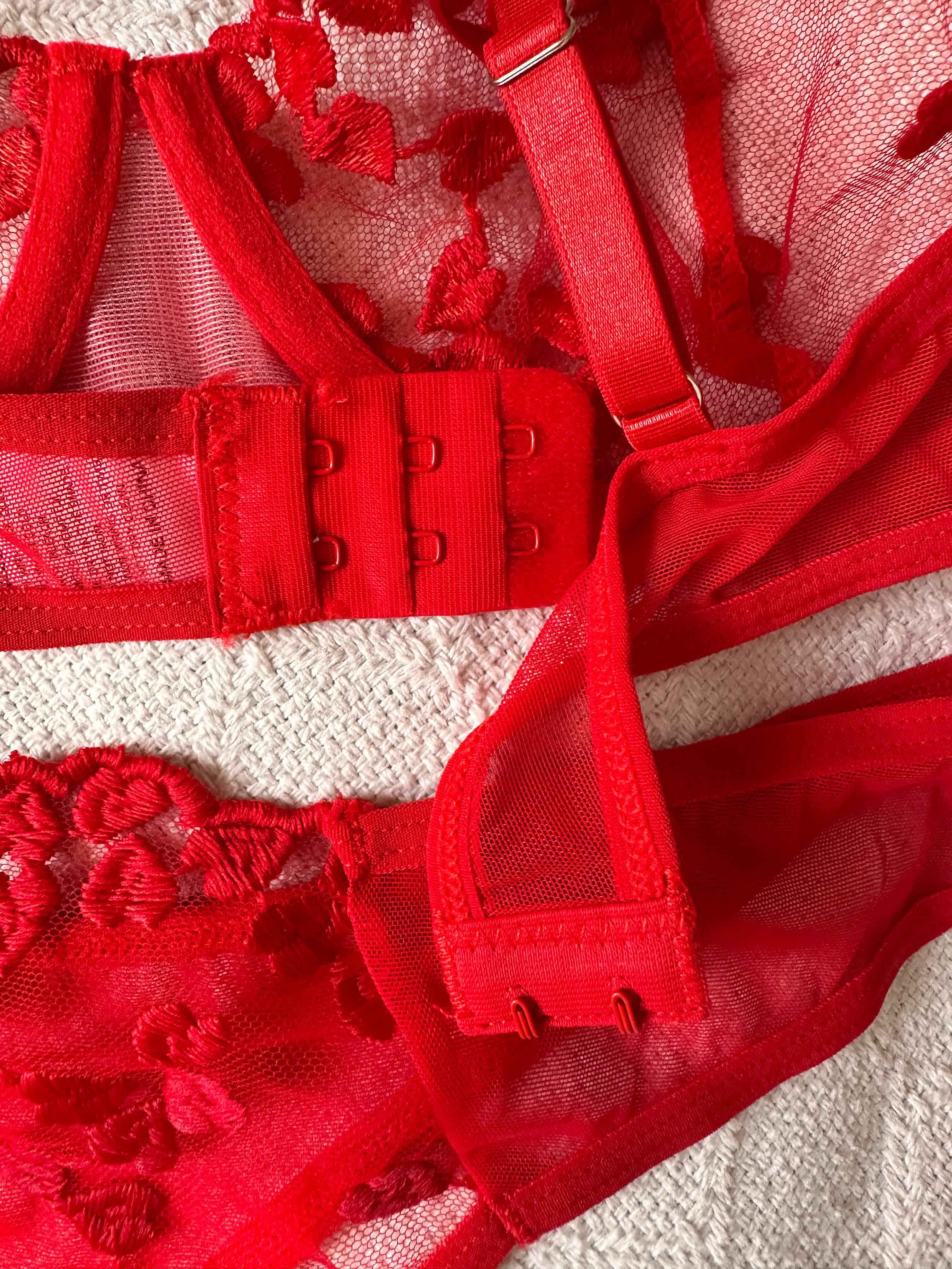2pcs  rouge transparent 