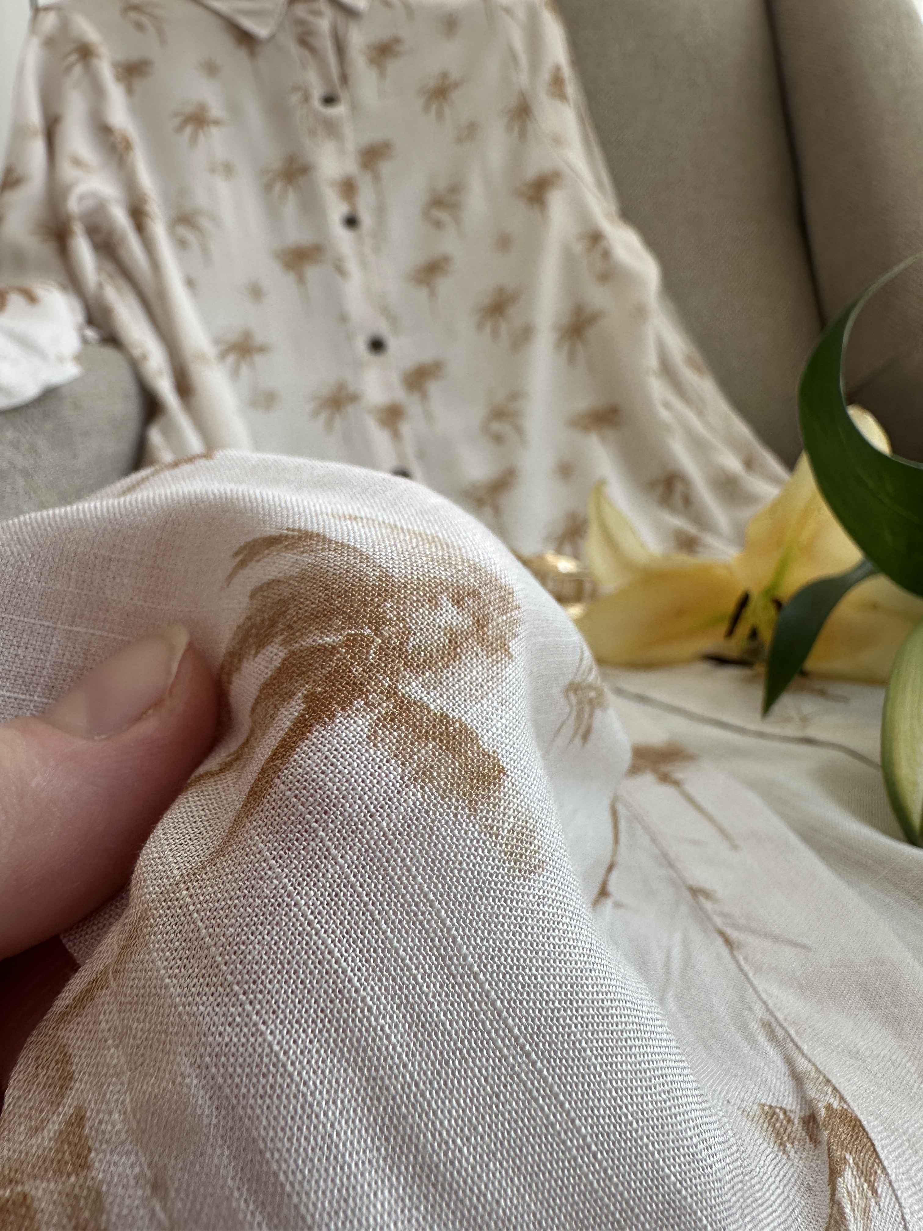 Robe Ibiza blnc courte boutonnée 