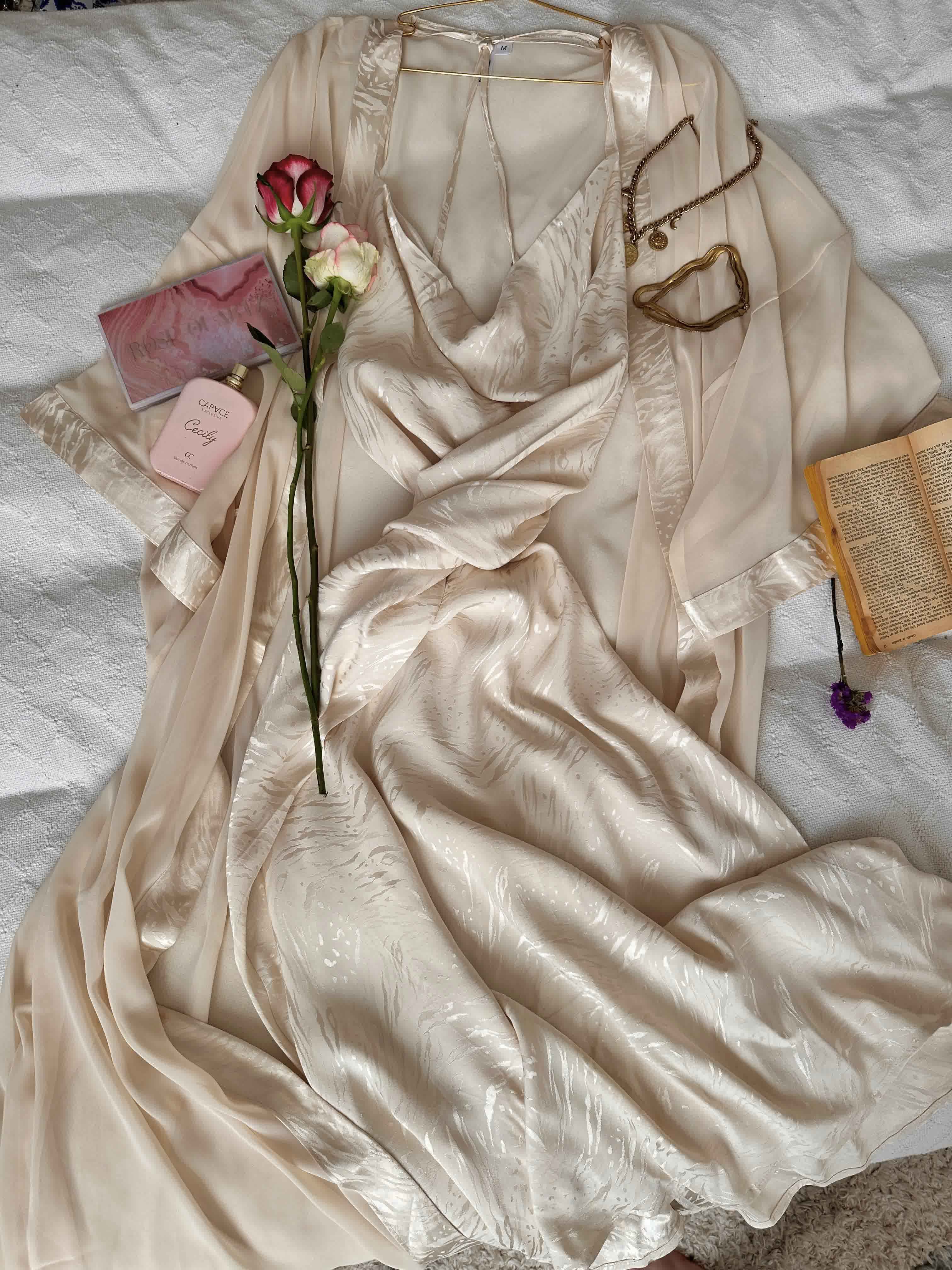 Déshabille bonjour longue noir et beige 