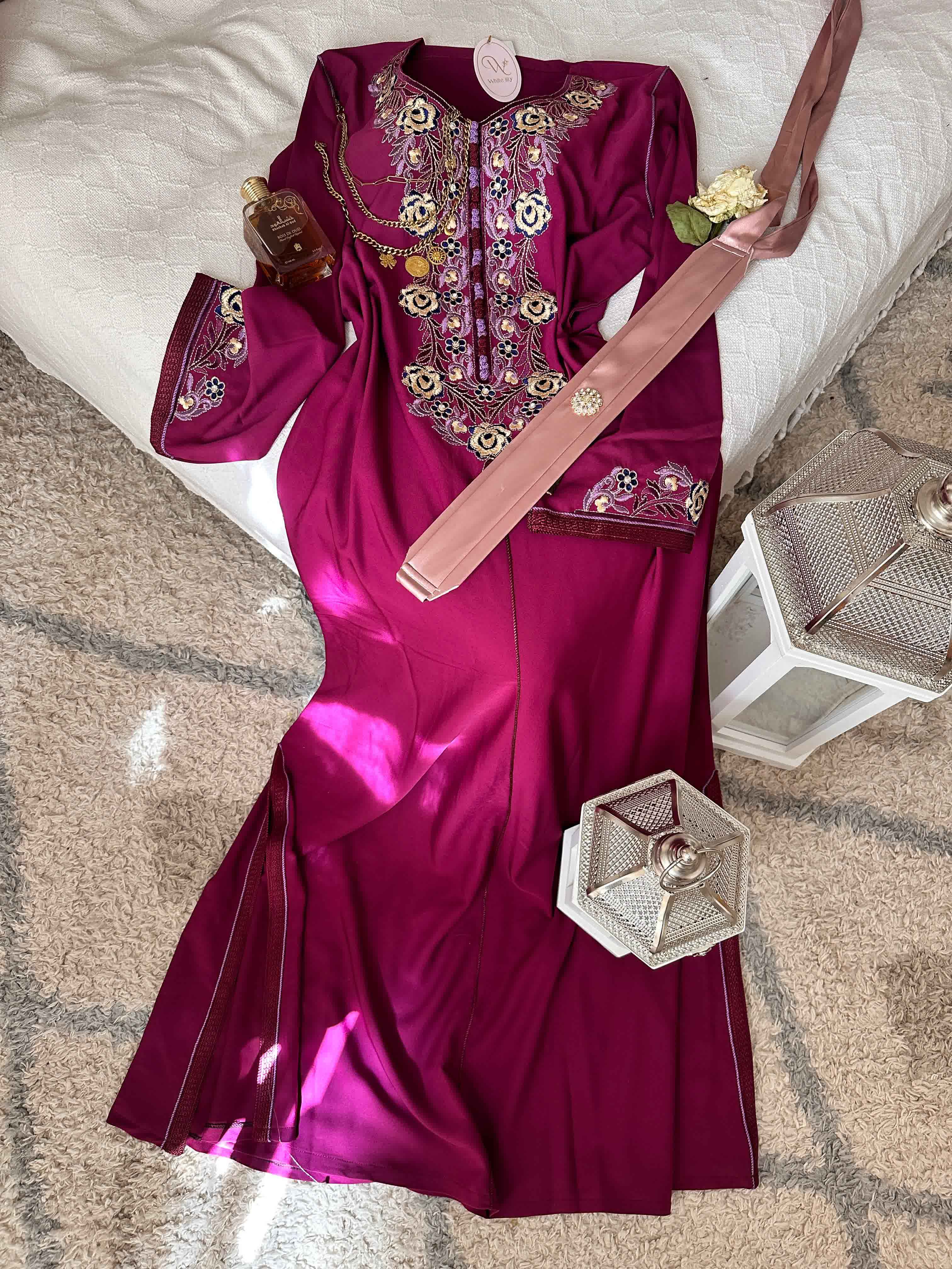 robe broderie floral