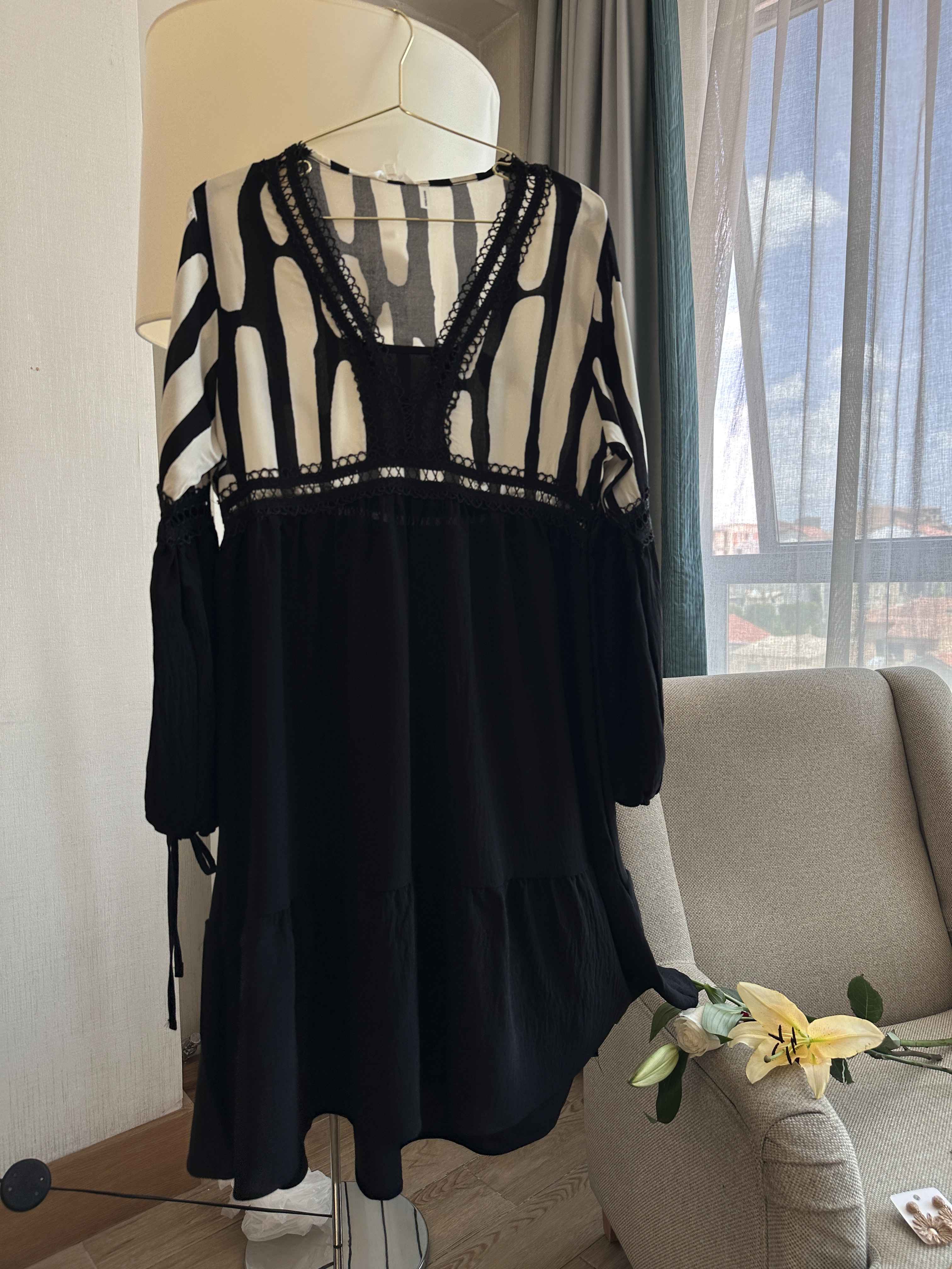 robe ibiza noir et blanc 