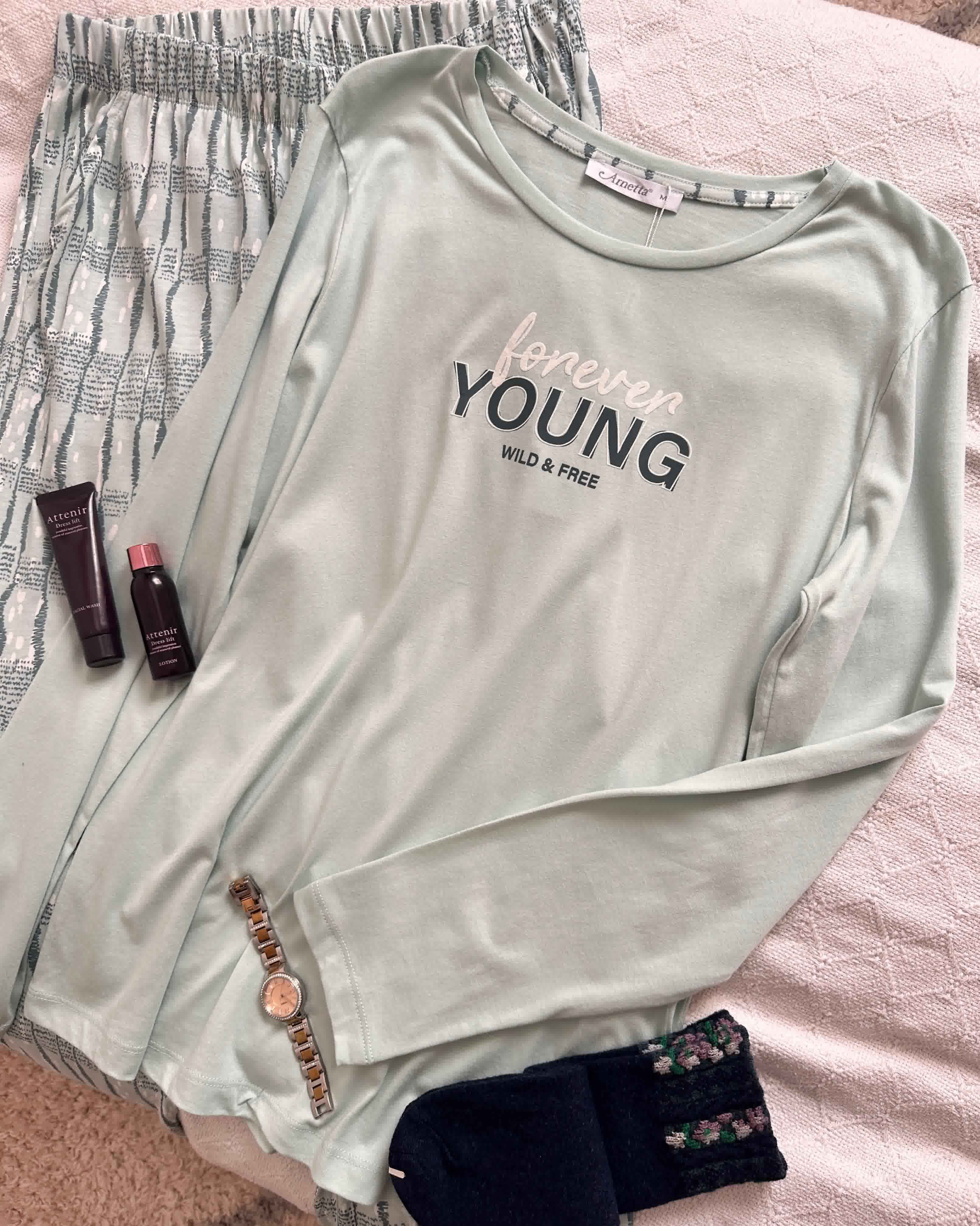 Pyjama Arnetta young