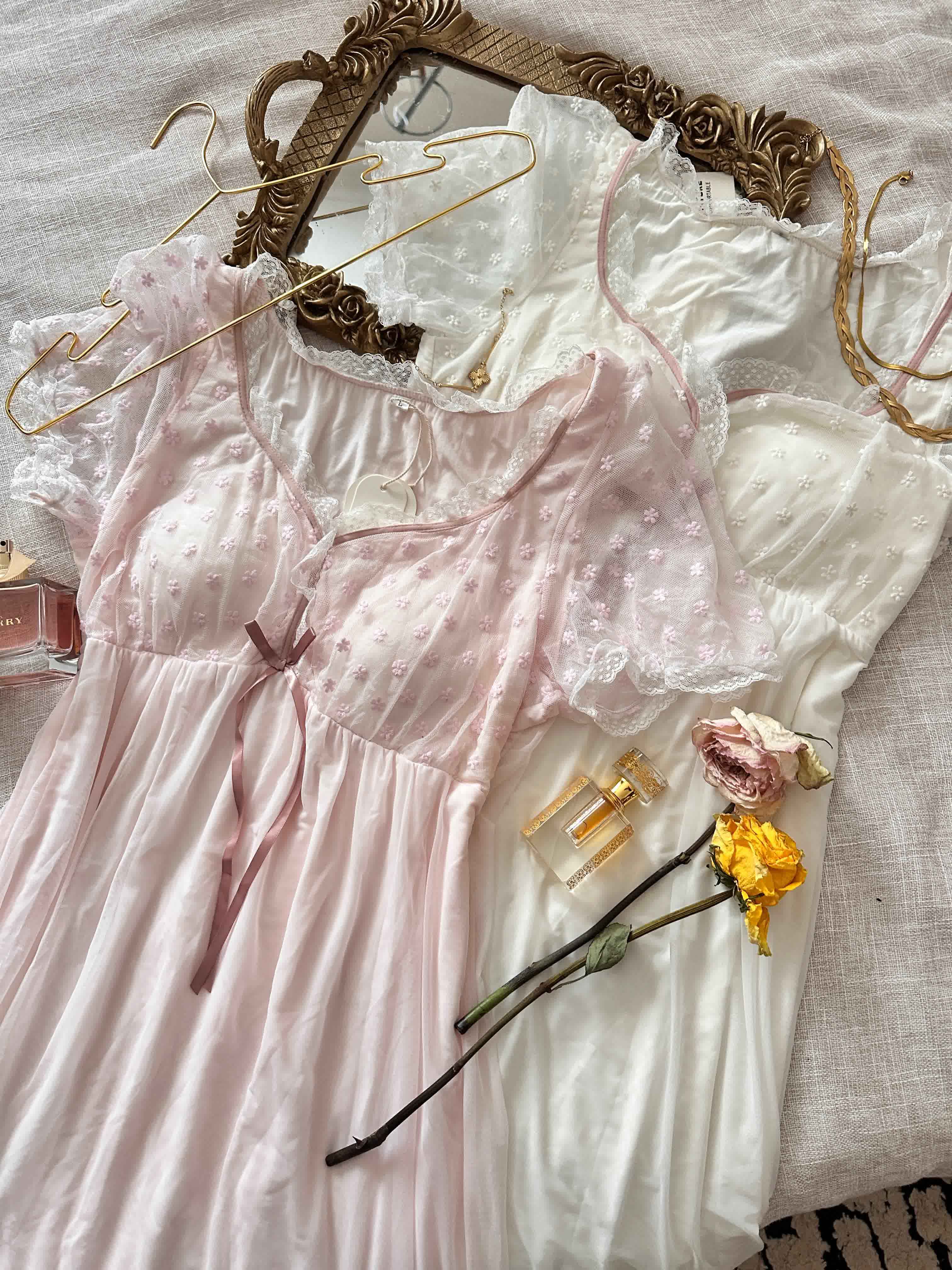 Robe vintage dentelle fleuri