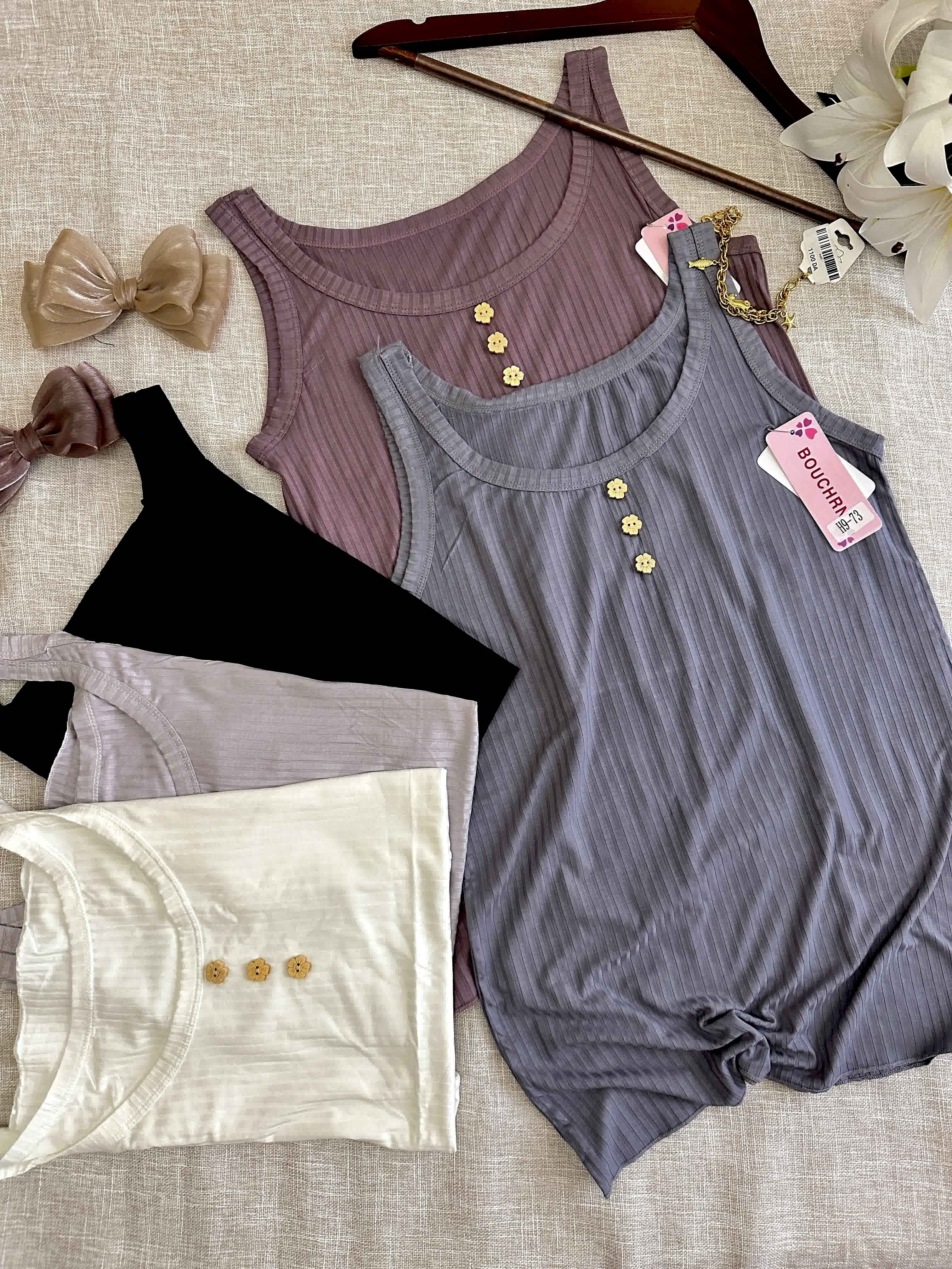 Bustier bouchon boutons