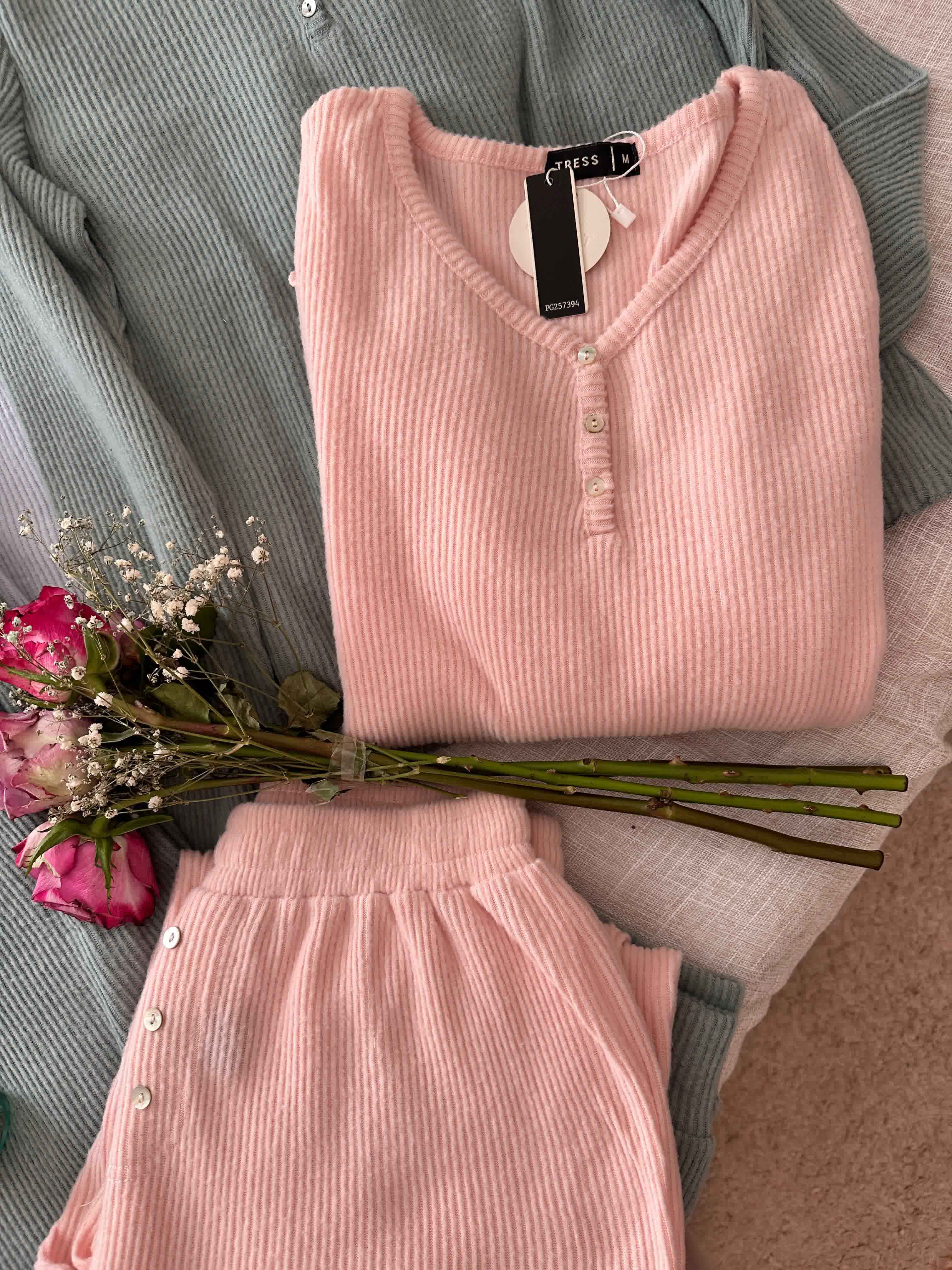 Pyjama tress laine uni bouton 