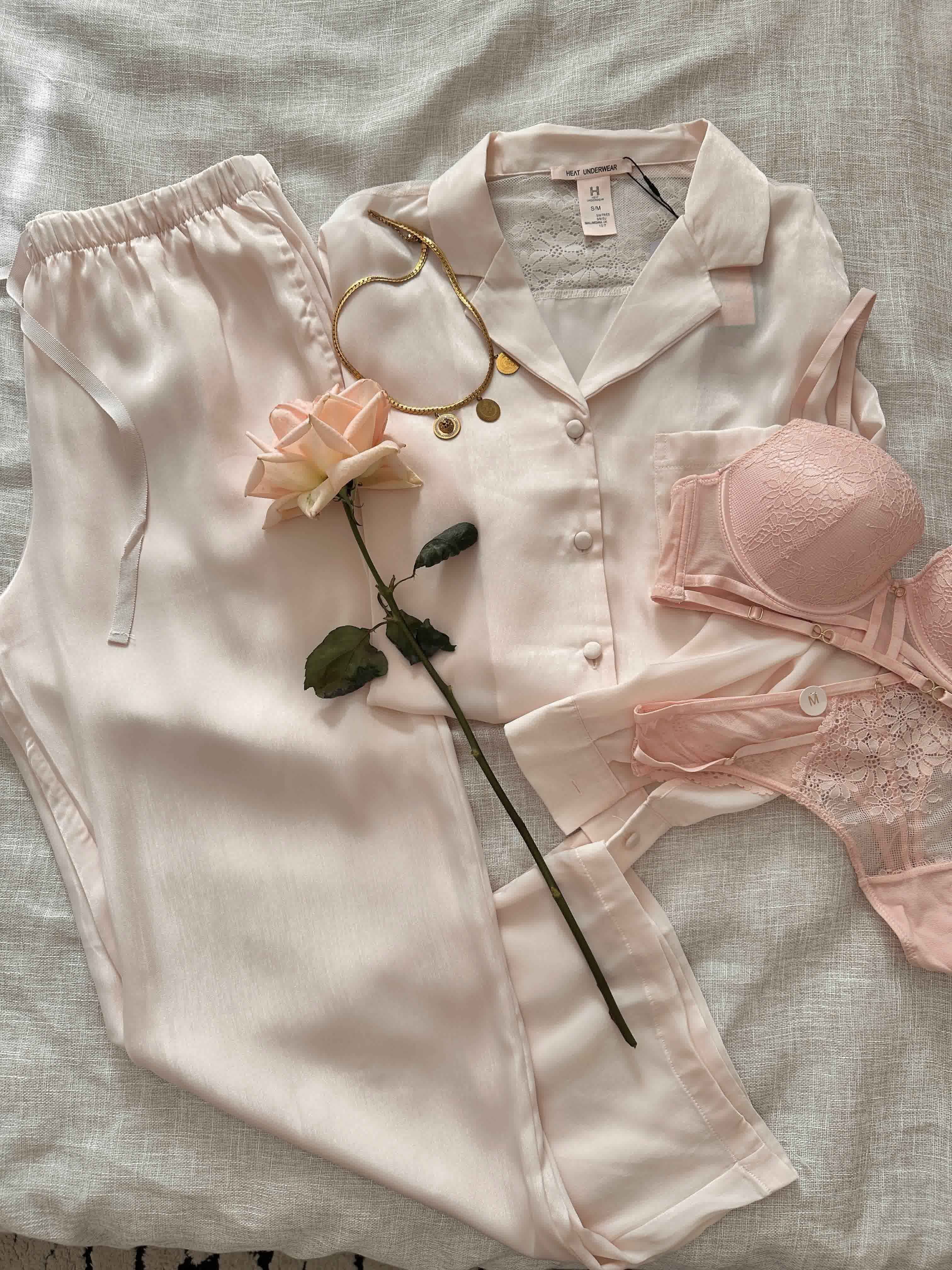 Pyjama H dos en Dentellez 