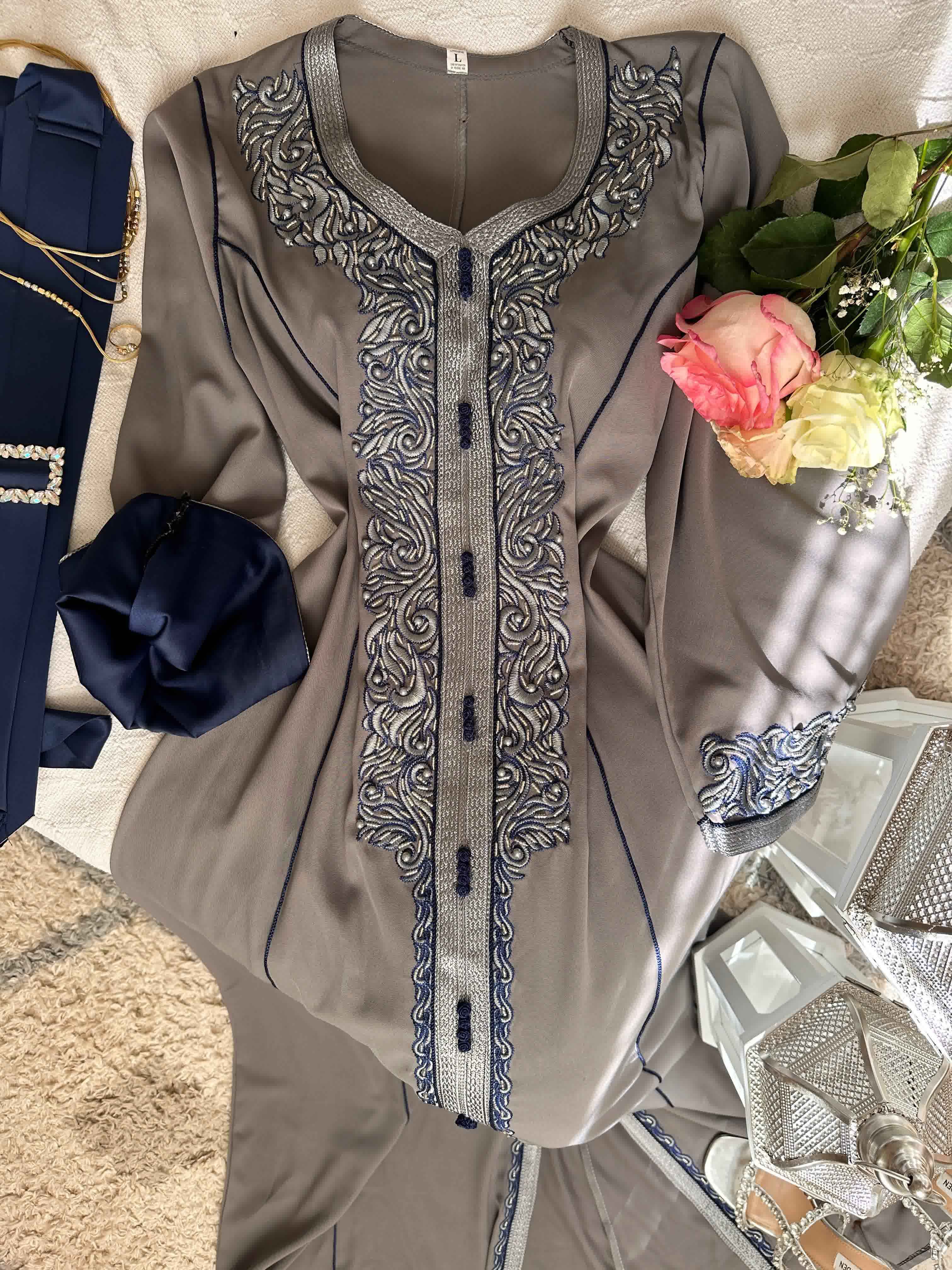 Caftan broderie et perlage à main 