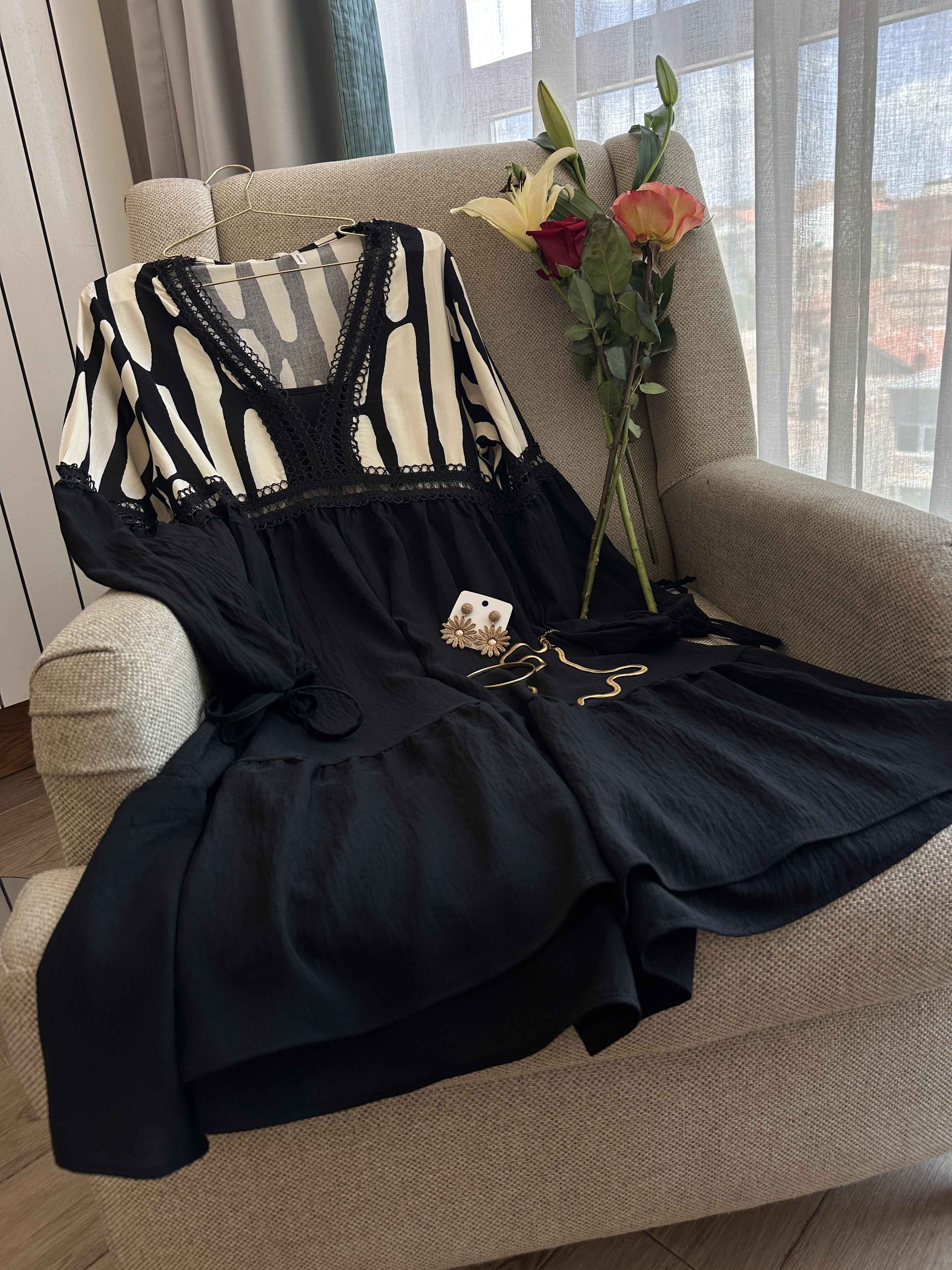 robe ibiza noir et blanc