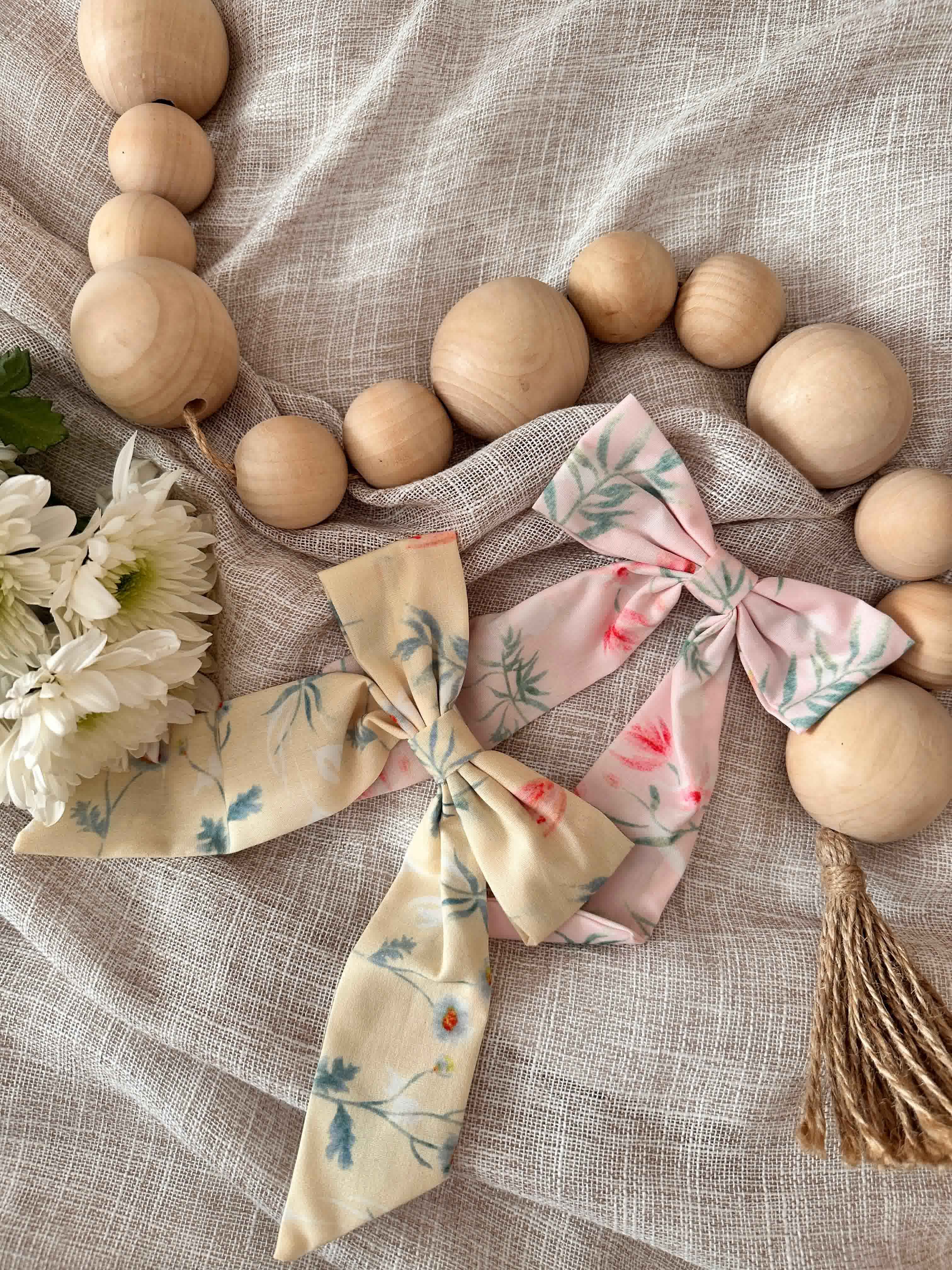 broche papillon fleuri 