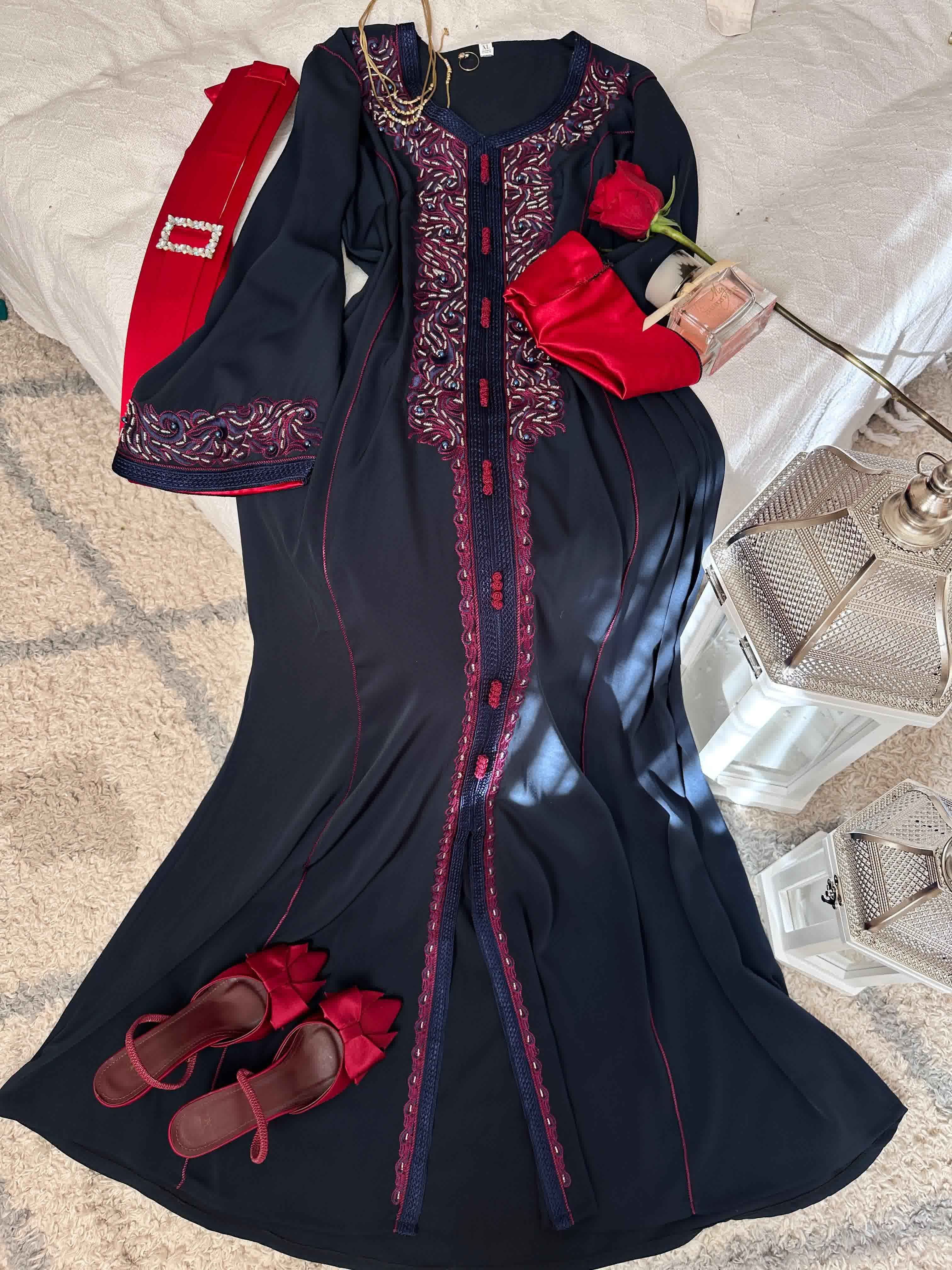 Caftan broderie et perlage à main 