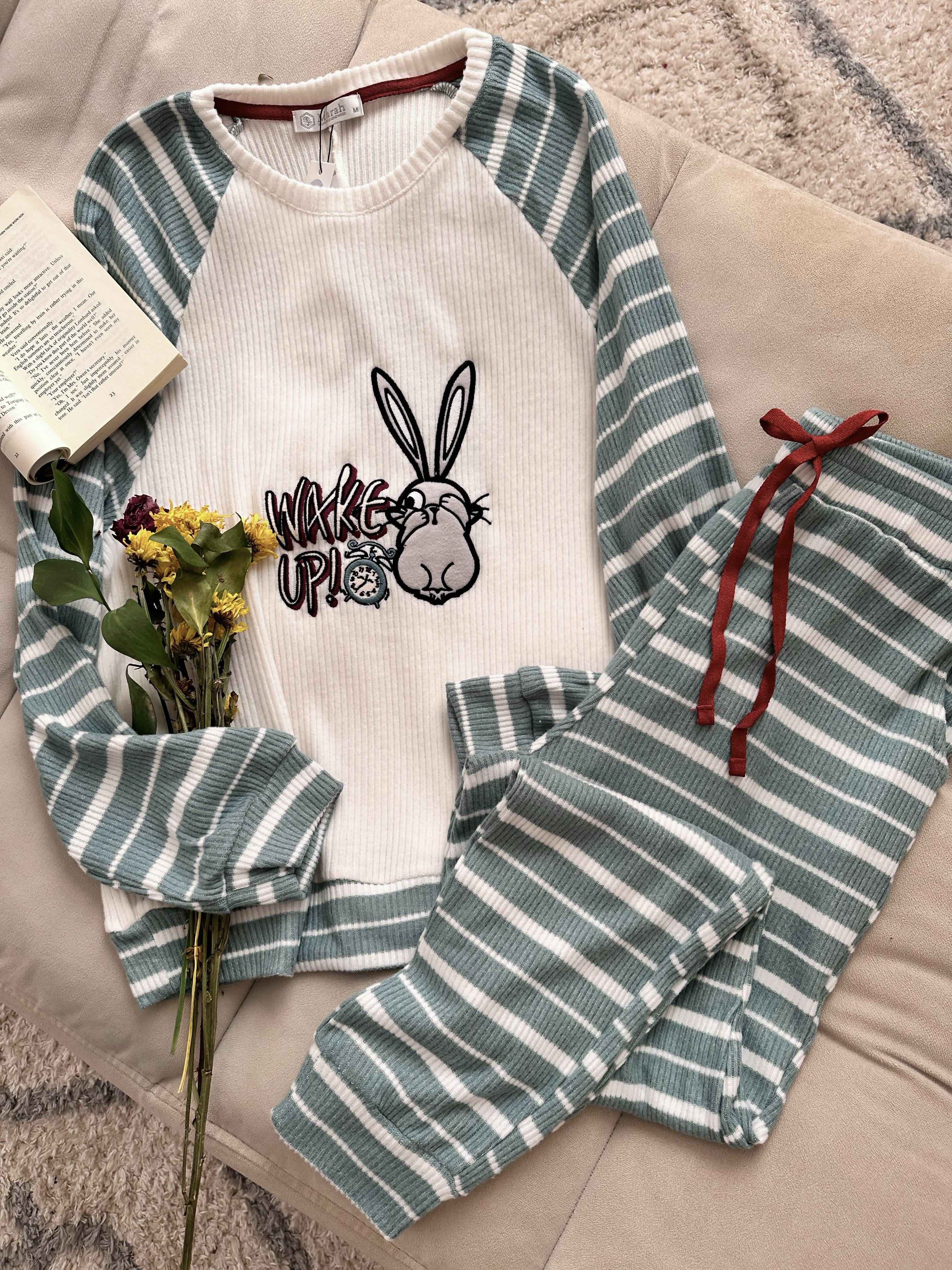 pyjama marah wake up bunny