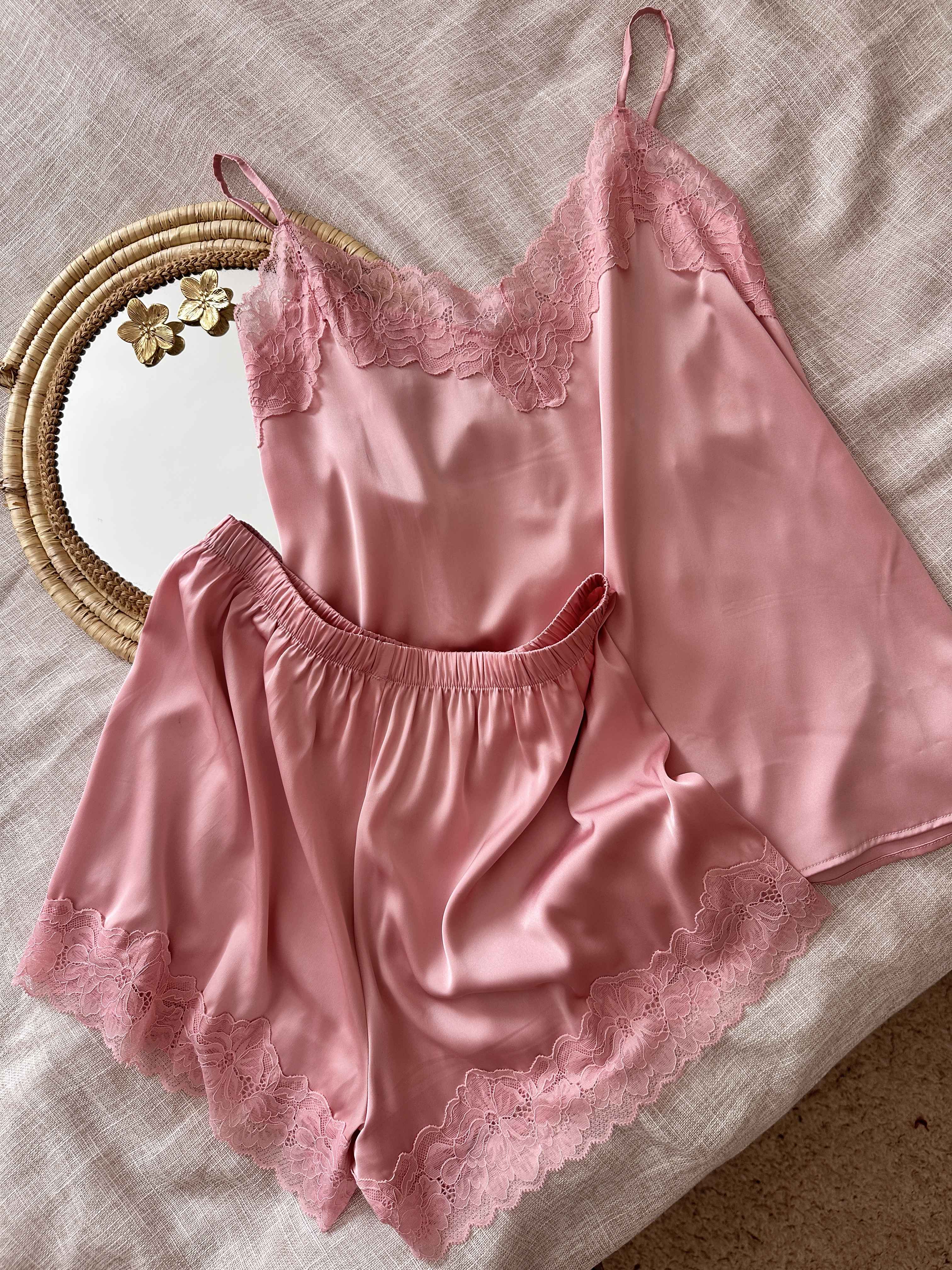 Bustier short H feston dentellr 