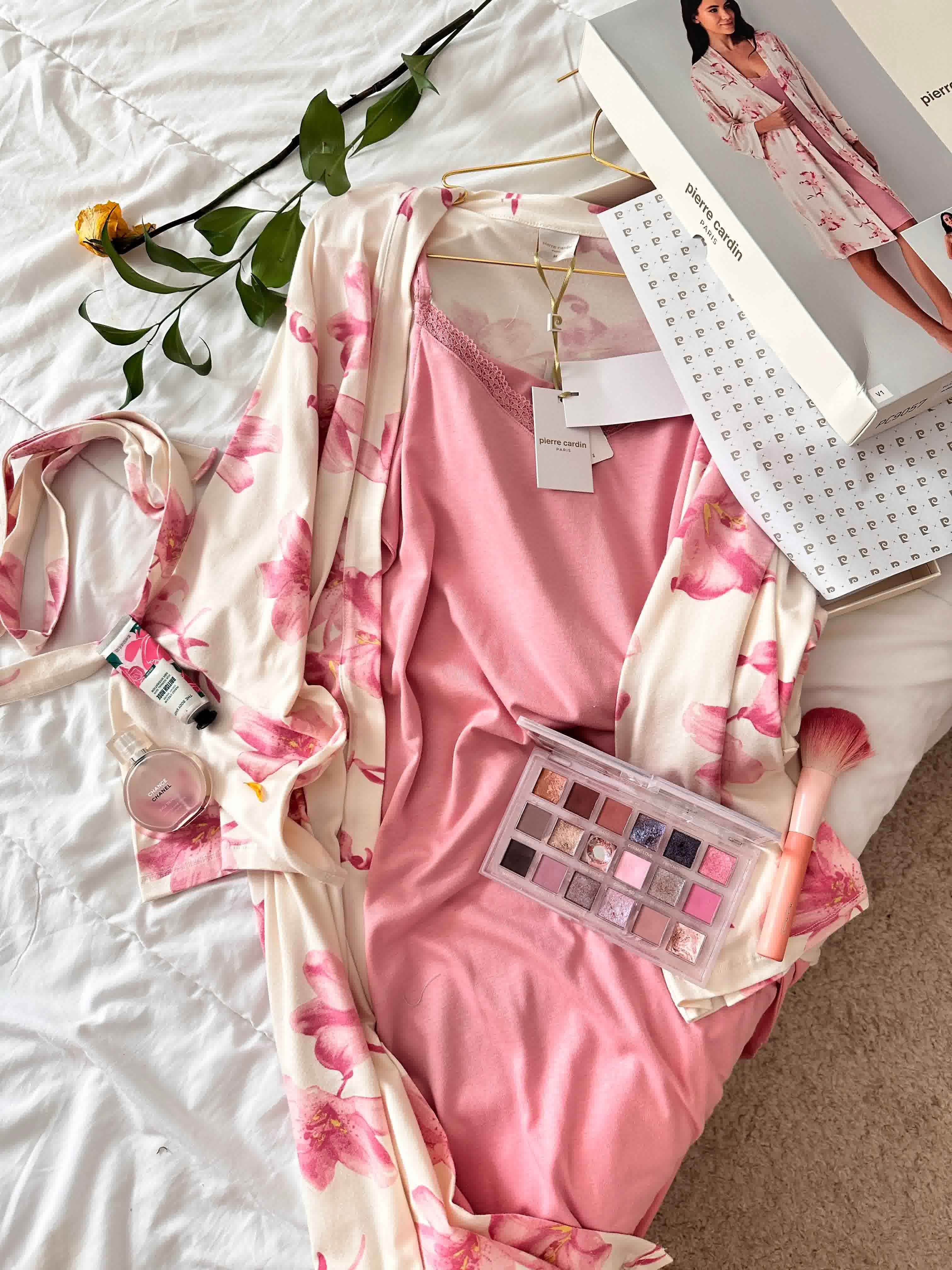 Deshabillé Pierre Cardin coton  fleurs rose 