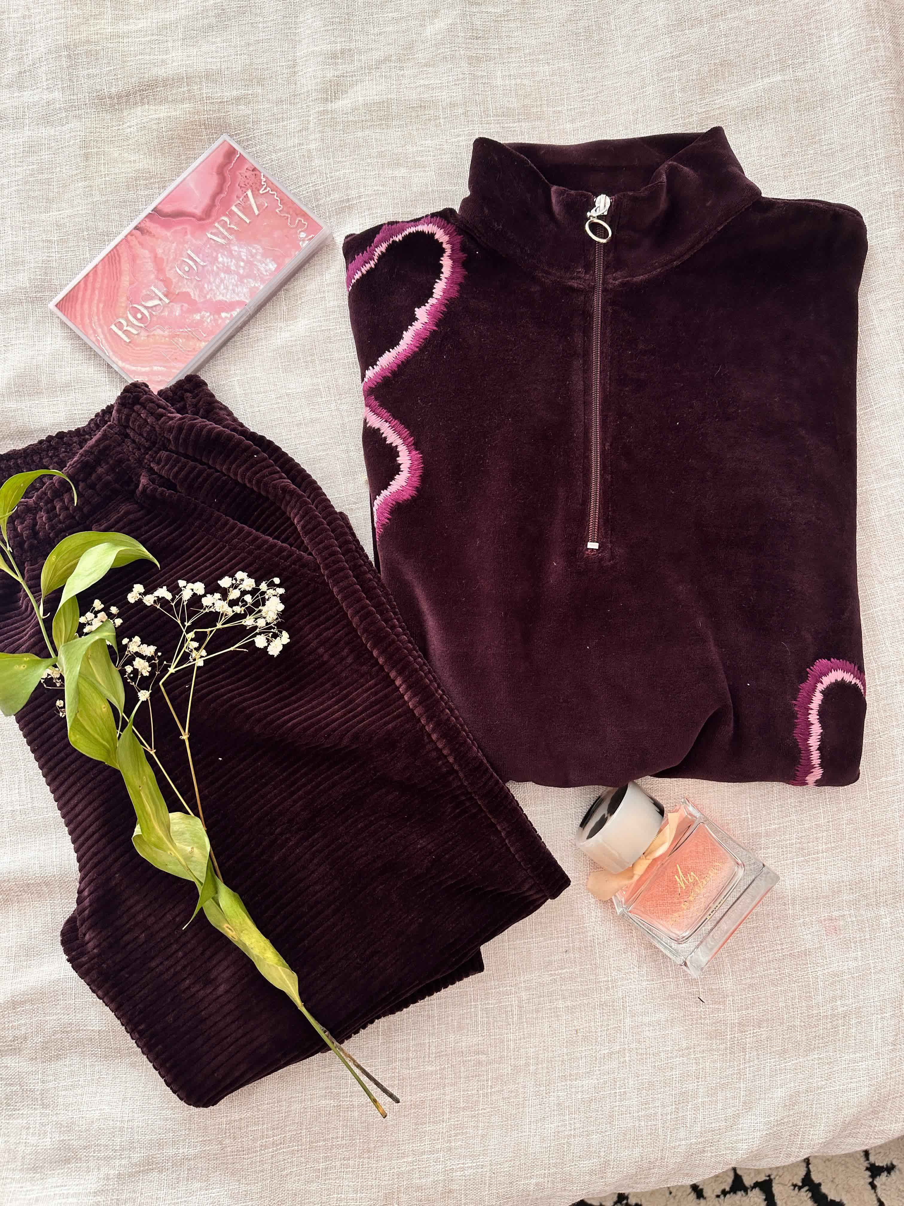 Homewear cosku aubergine velvet 