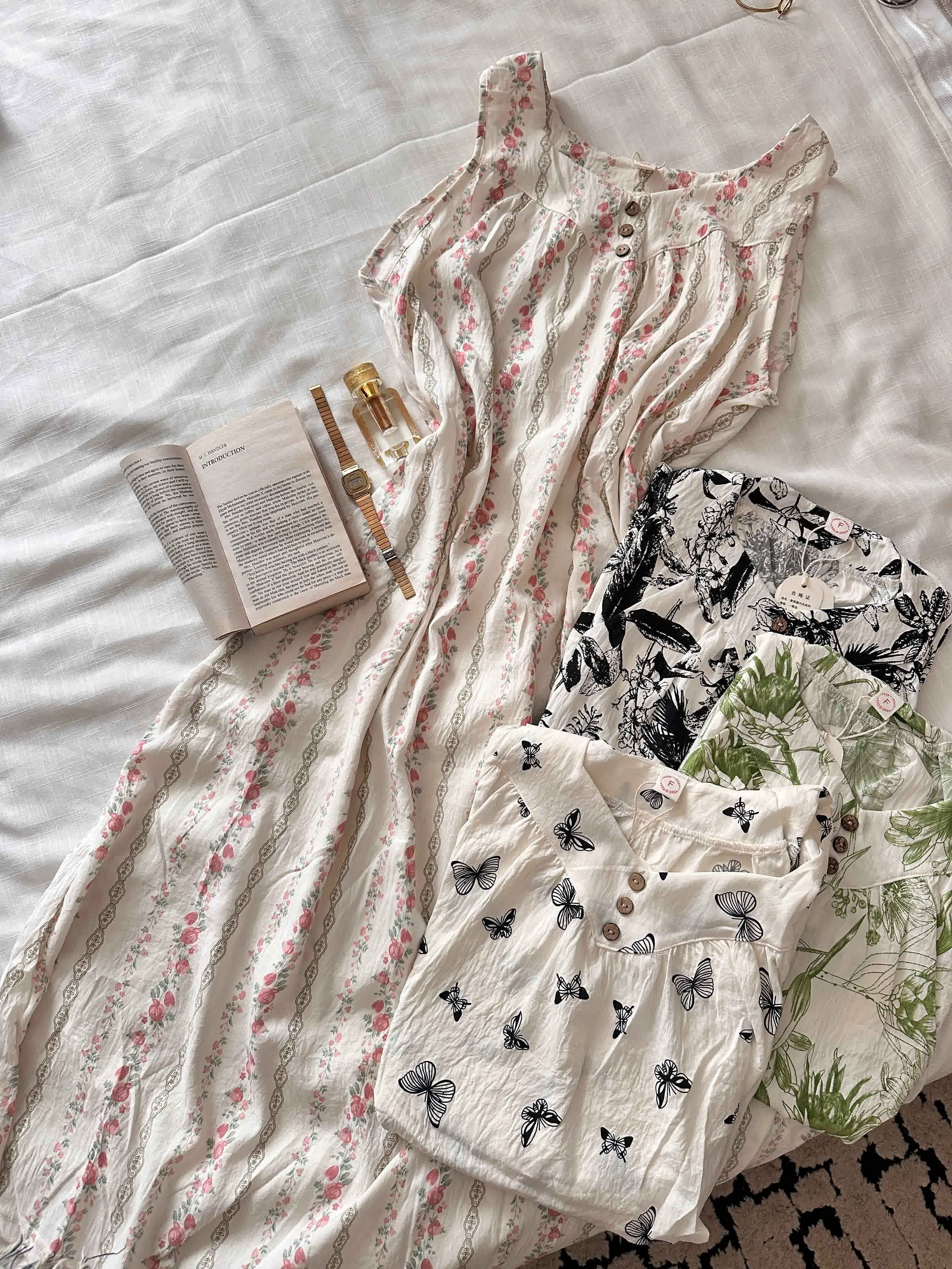 Robe decolletée coton crepé 