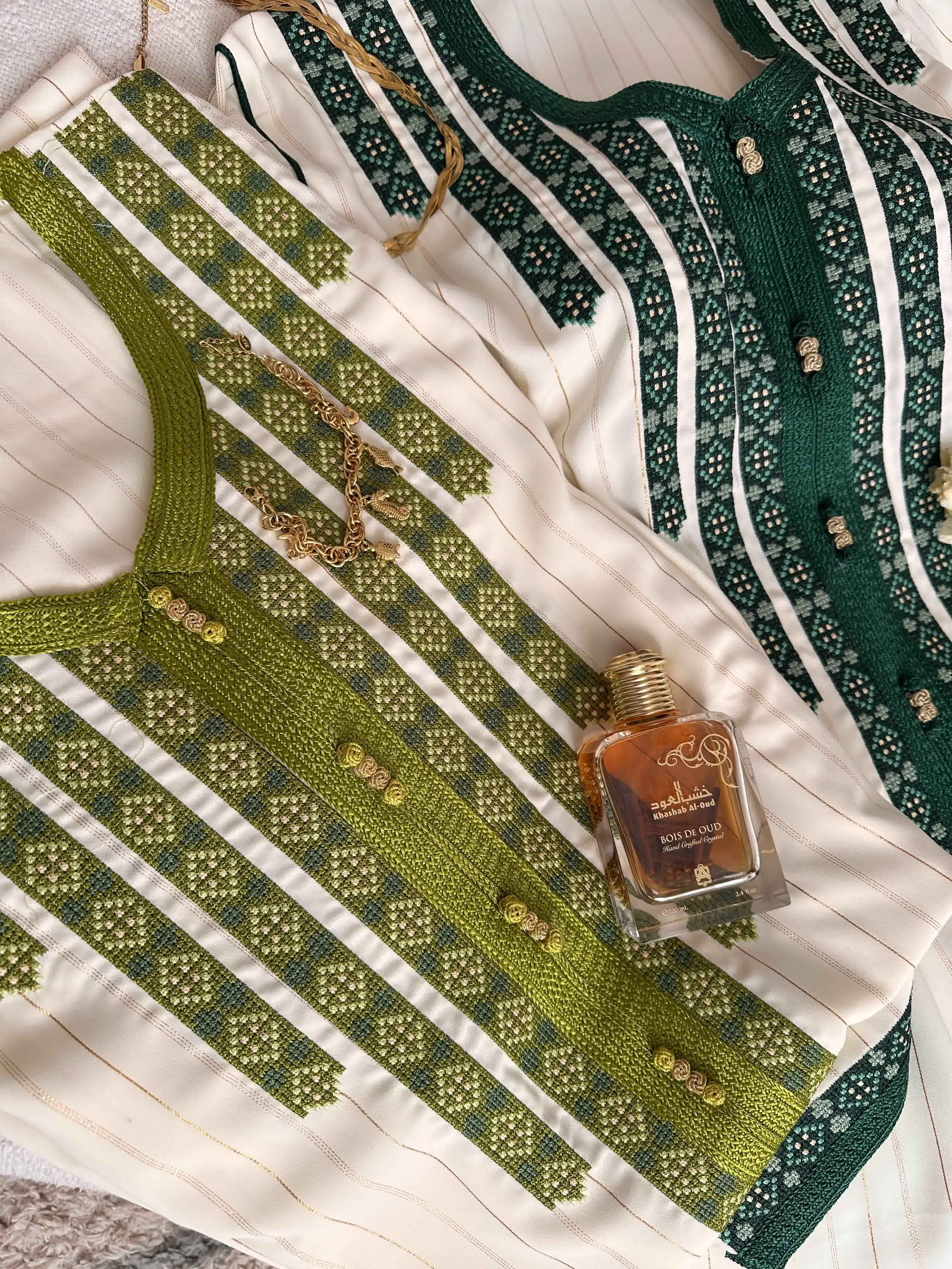 Caftan broderie palestinienne point de croix 