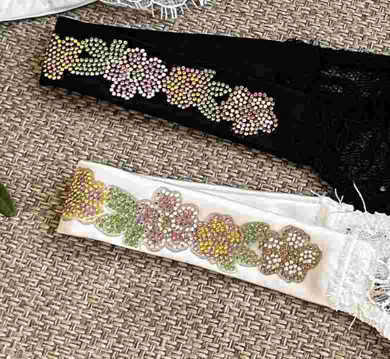 2pcs H bretelle fleur 