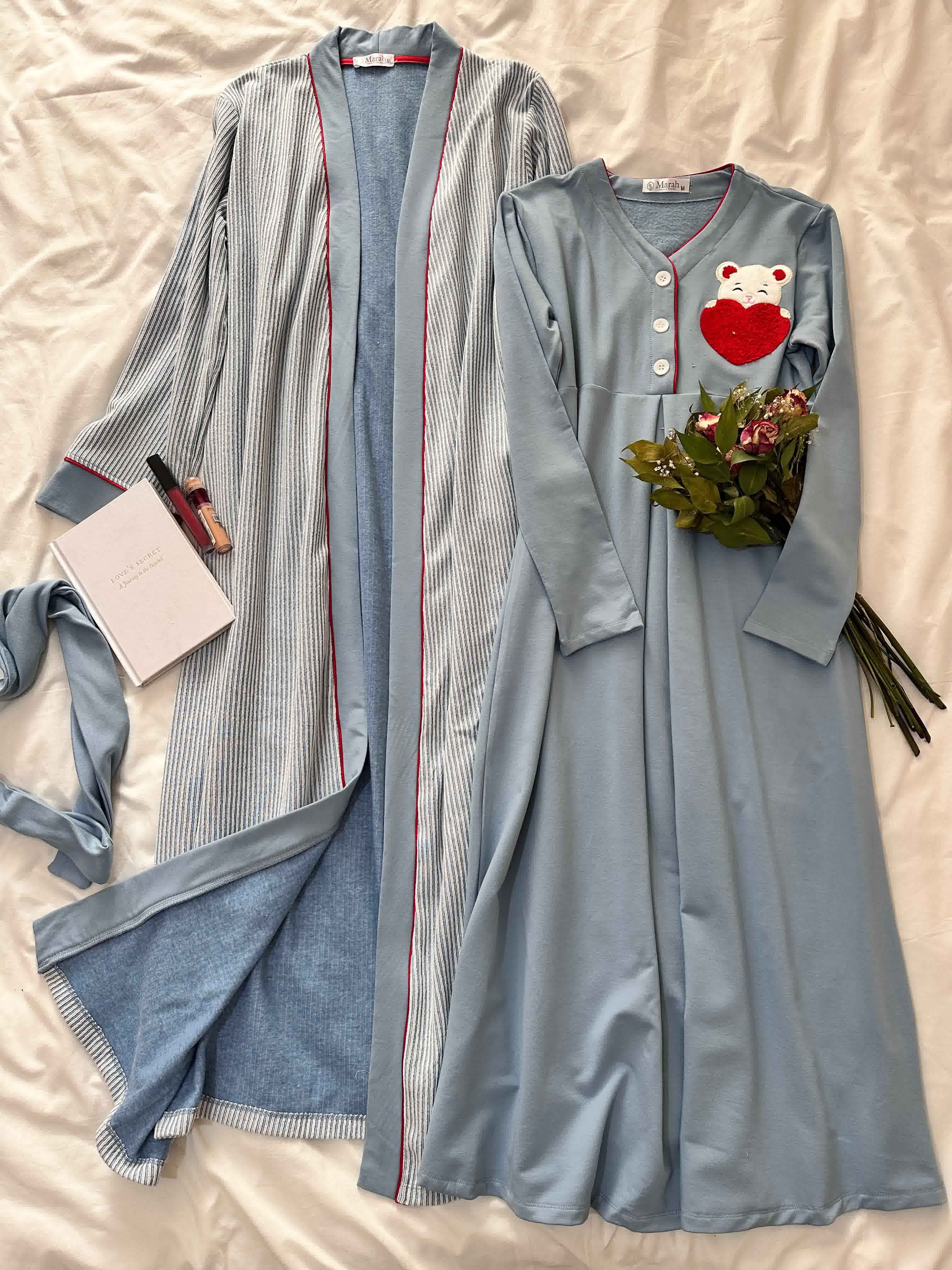 deshabillé marah rose et bleu femme enceinte 