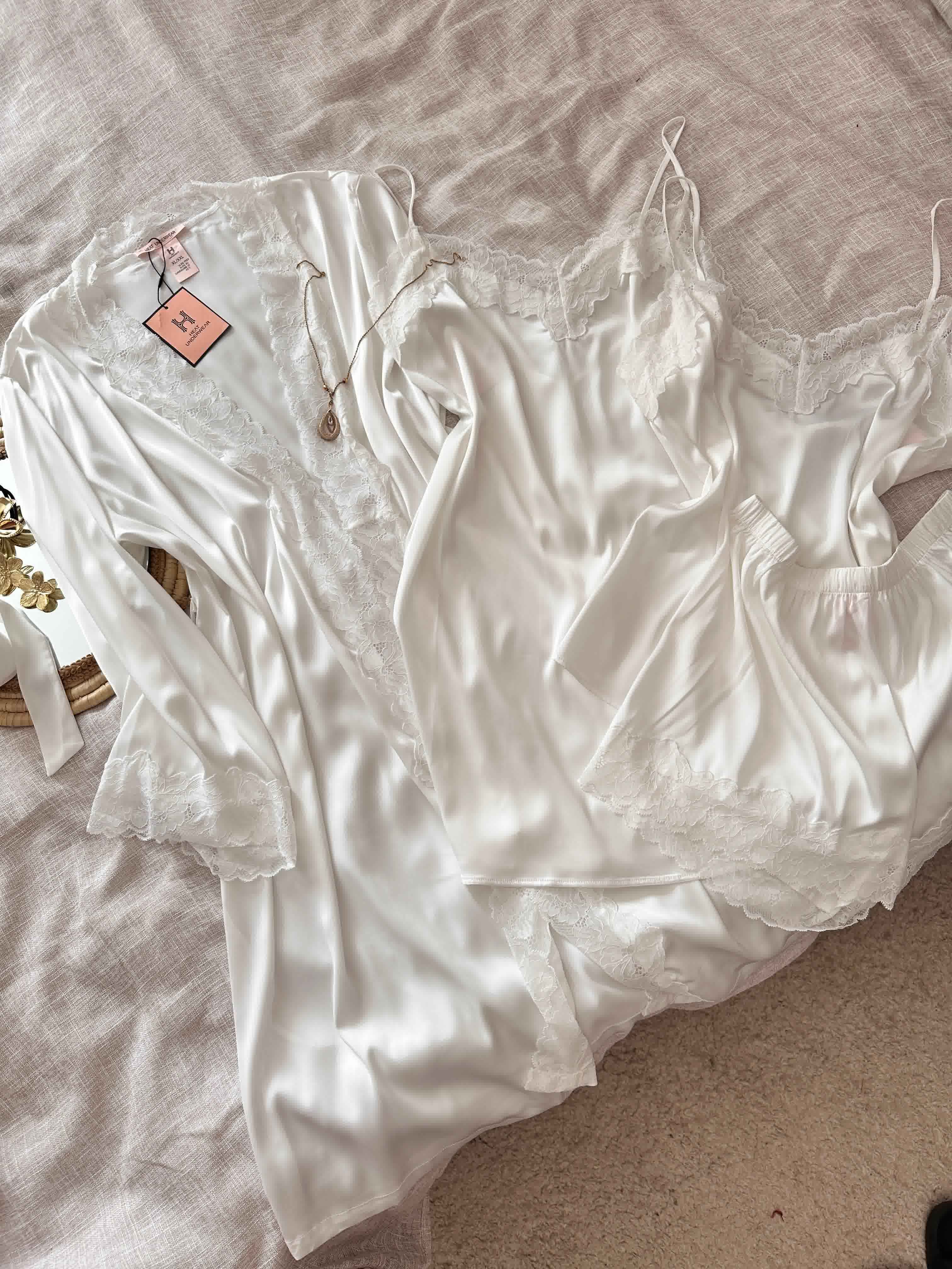 Déshabillé H feston dentelle 