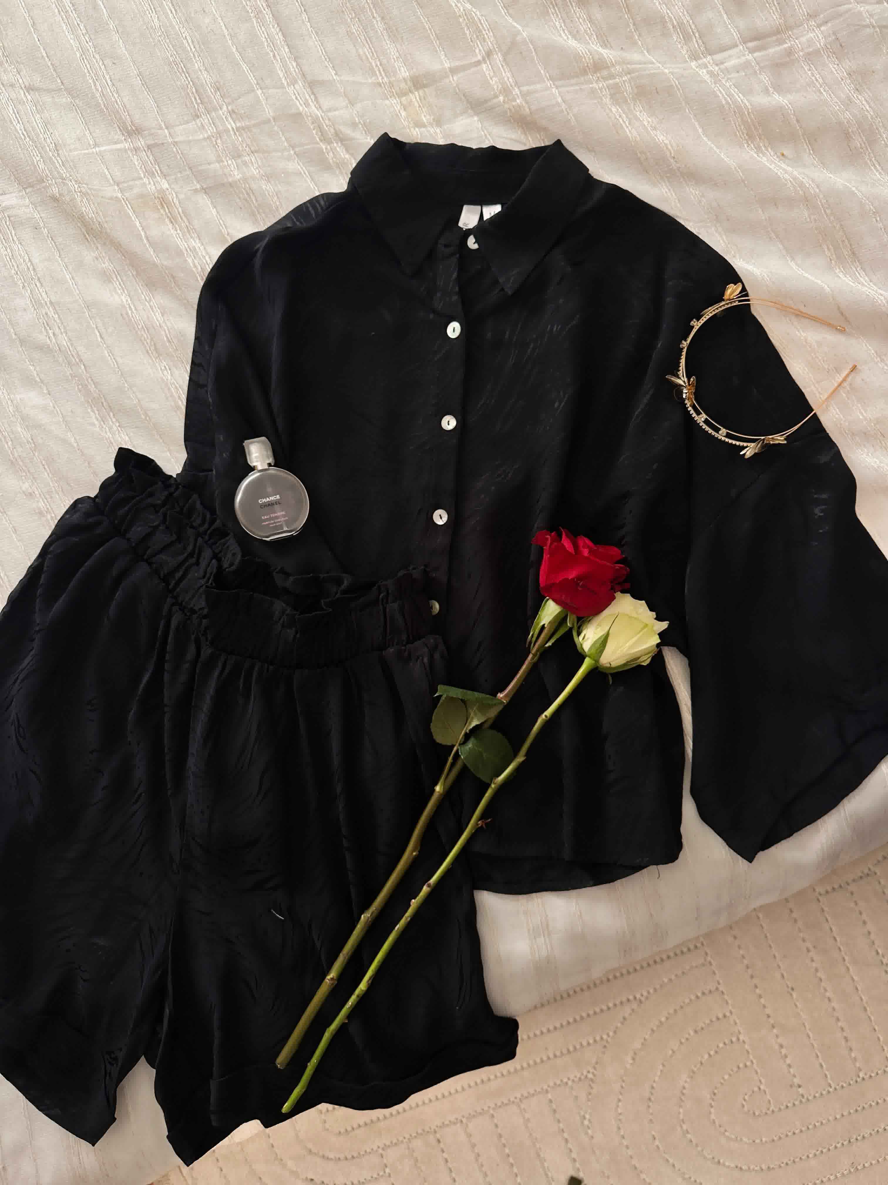 Pyjama short bonjour uni noir et beige 