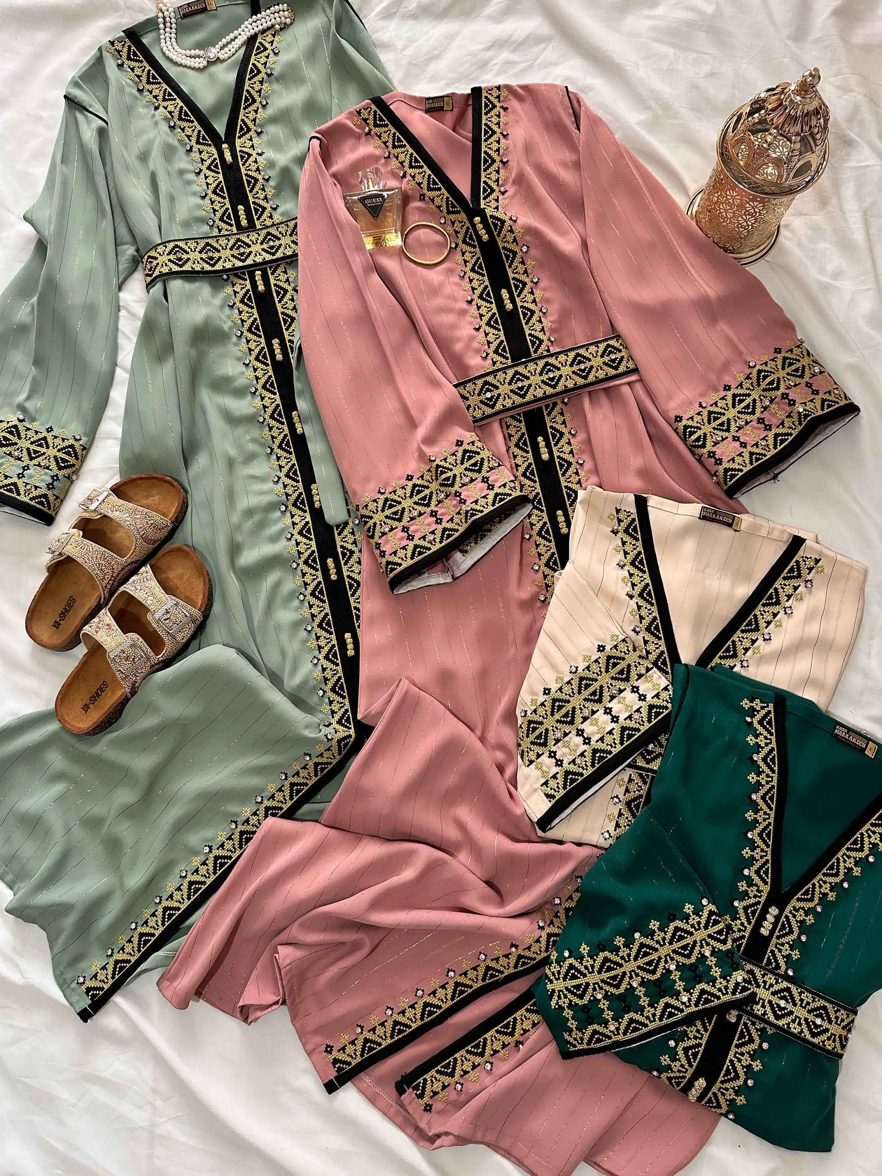 Caftan Kasr broderie noir 