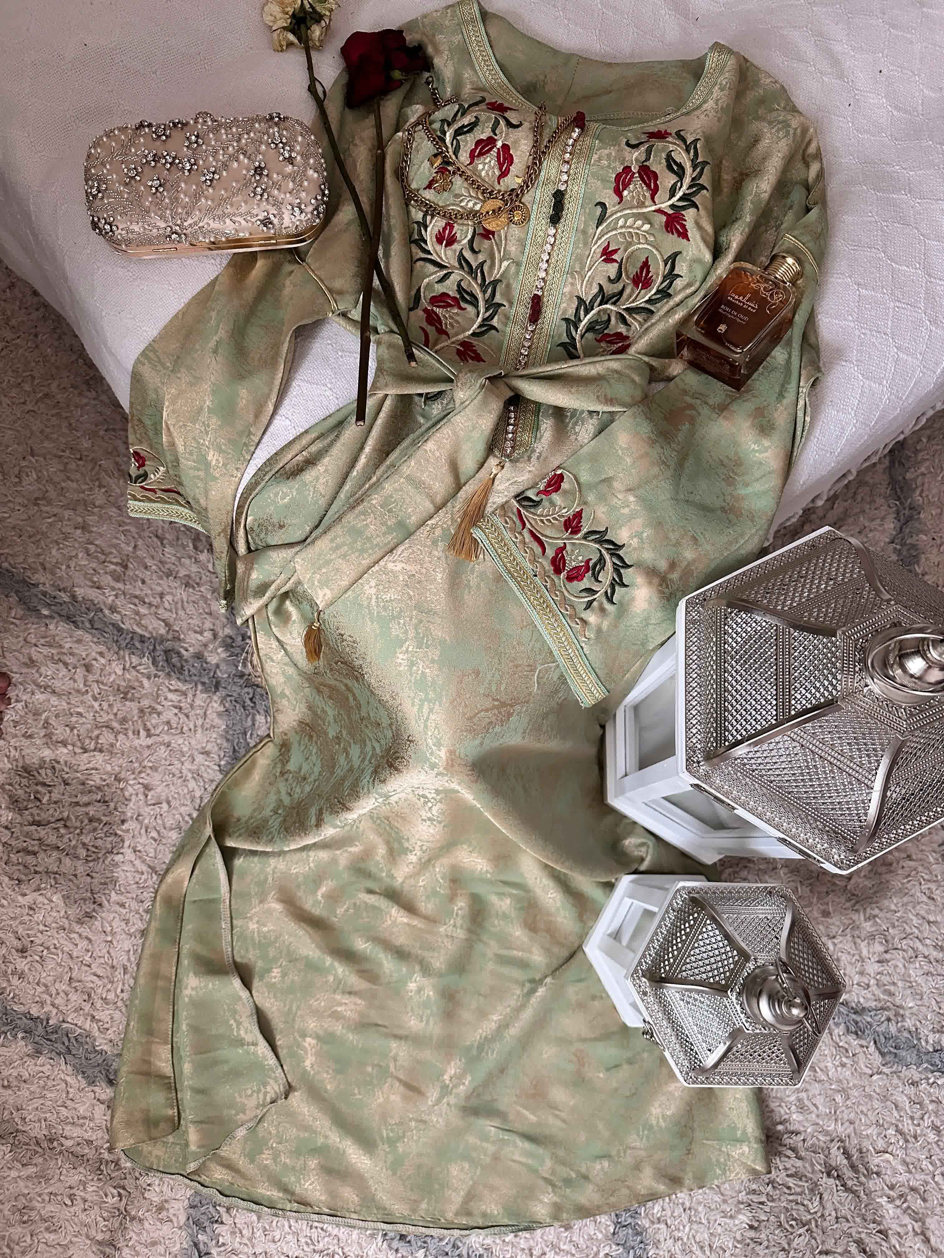 robe kemkha broderie doré 