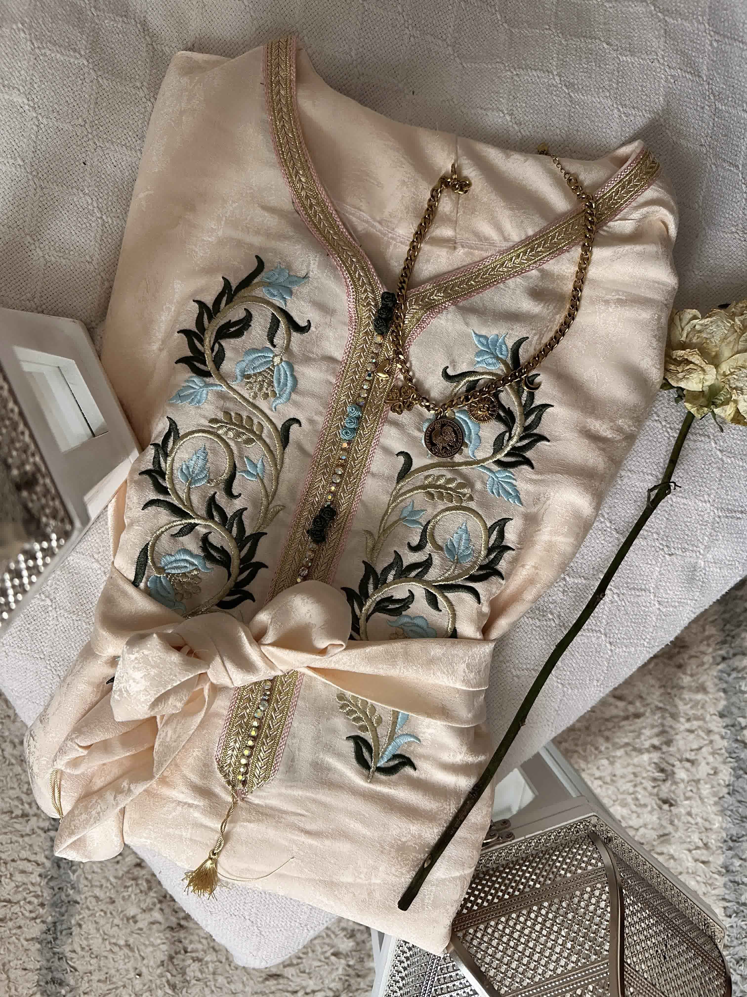 robe kemkha broderie doré 