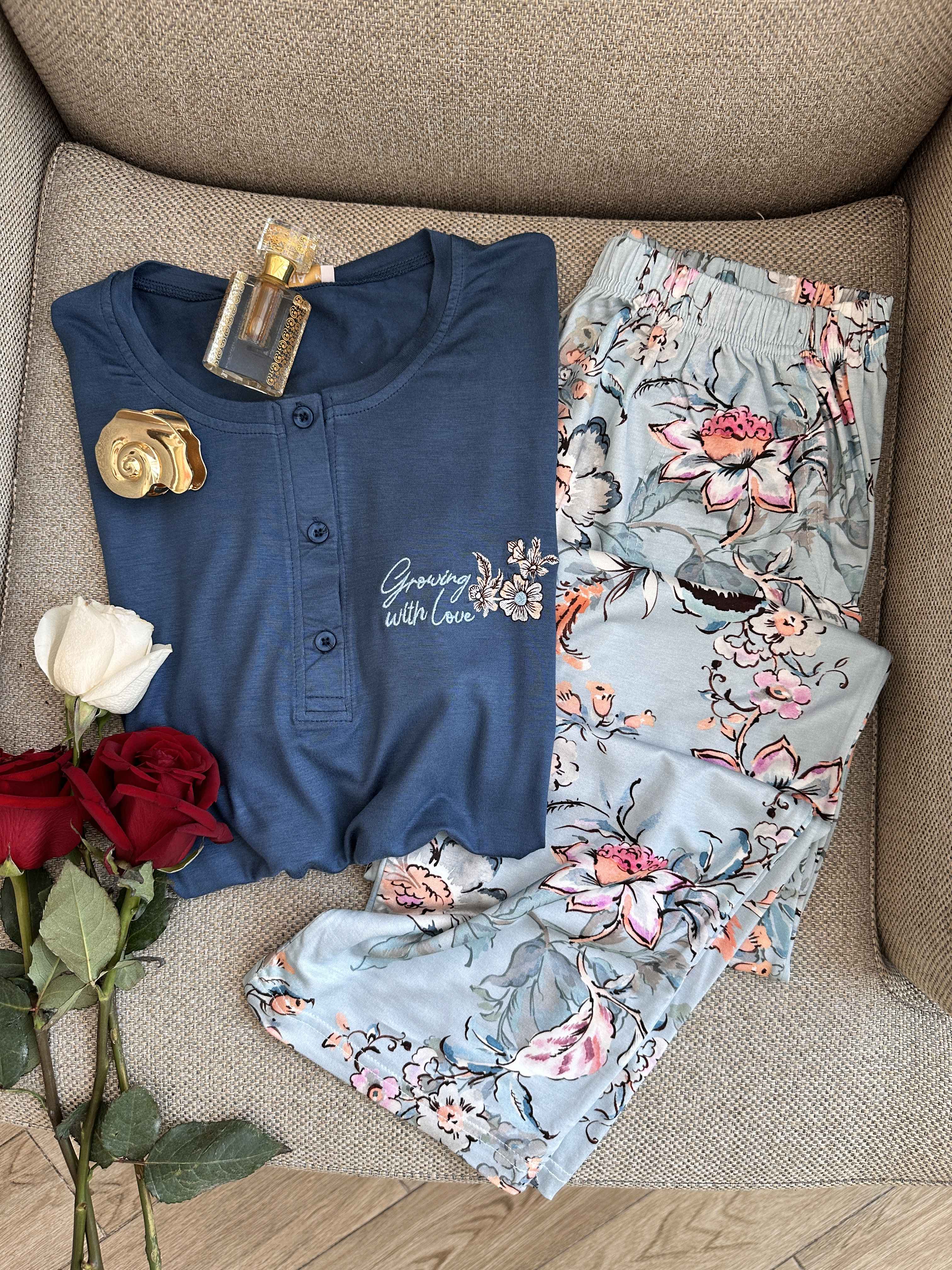 Pyjama pijapia growin with love