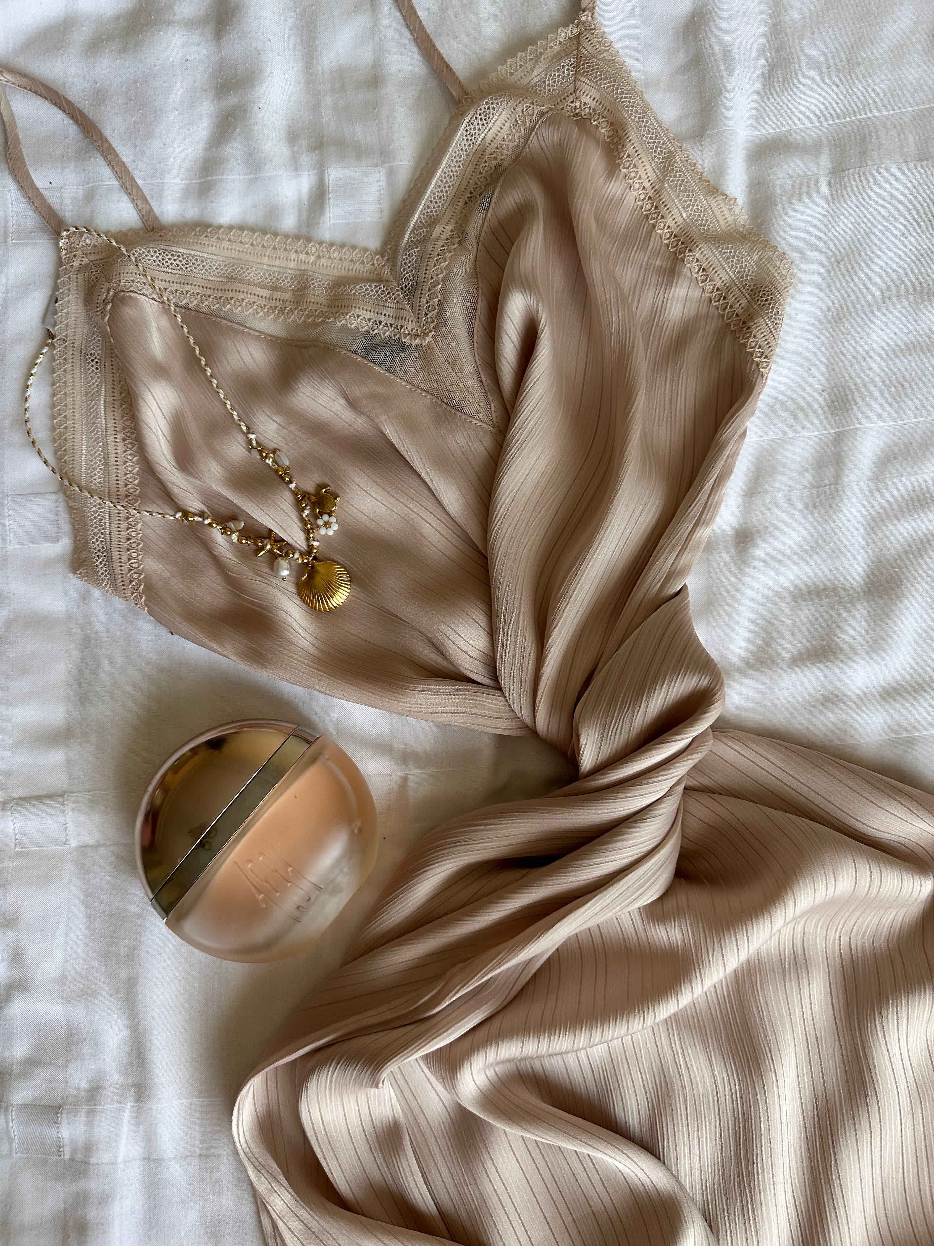 Nuisette tress satin striée 
