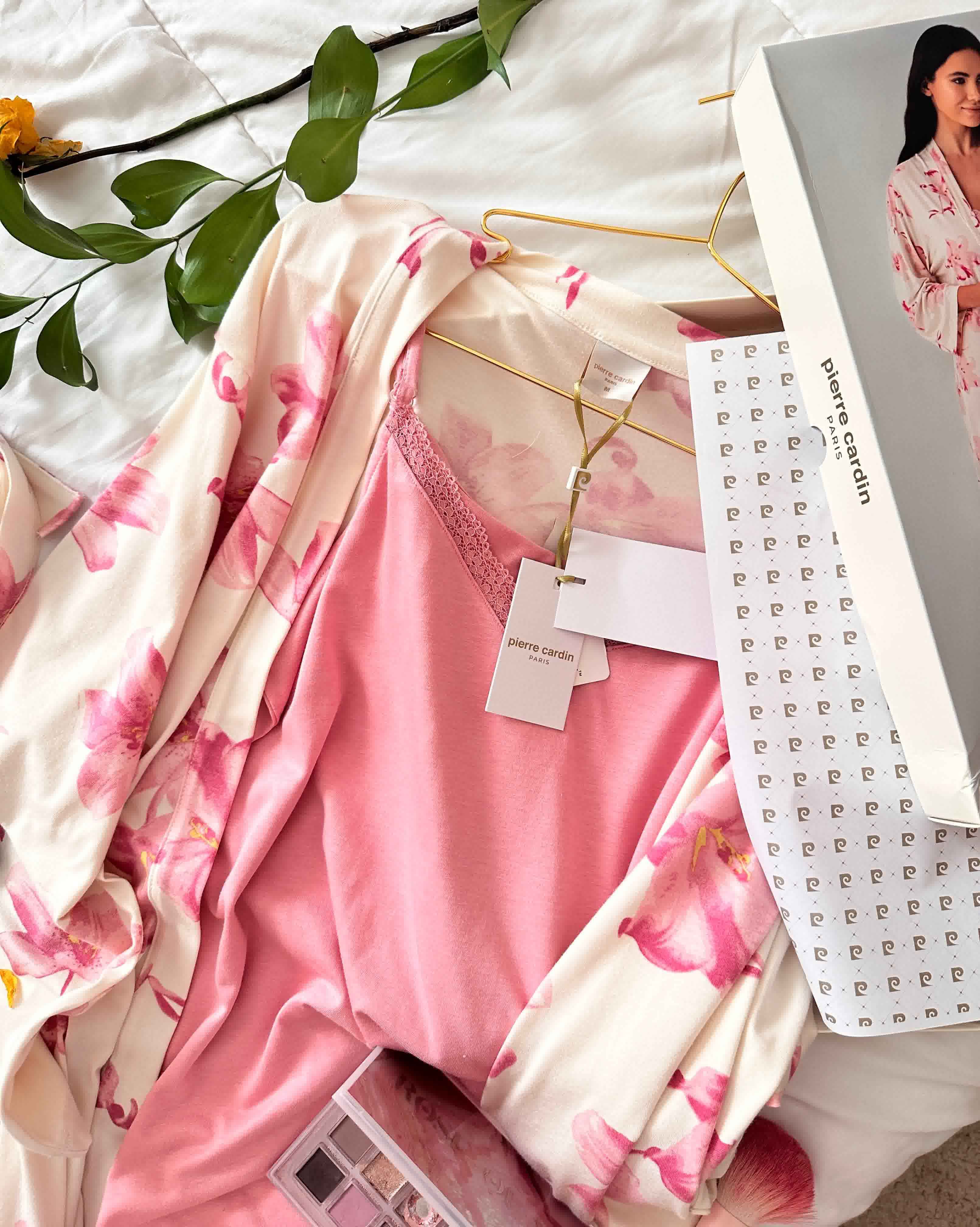 Deshabillé Pierre Cardin coton  fleurs rose