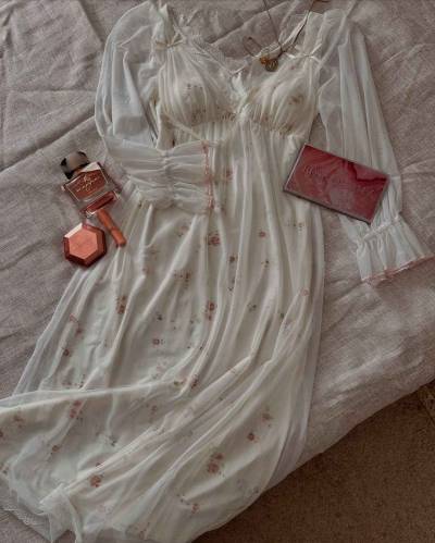 Chemise de nuit vintage manche transparente