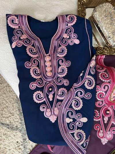 Robe gros-fil manches rondes