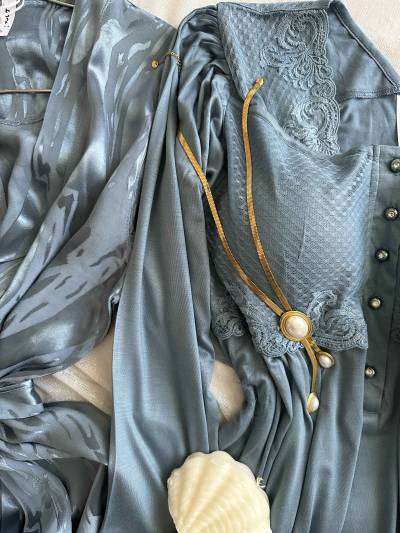 Deshabill Bone satin