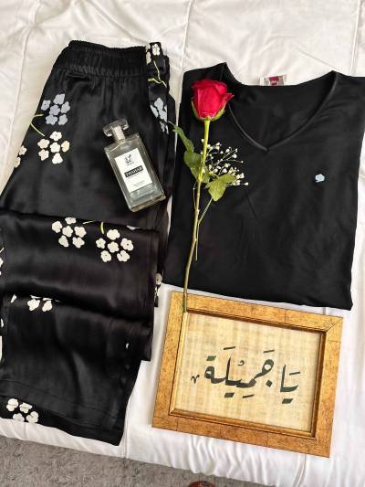 Pyjama noir pantalon satiné