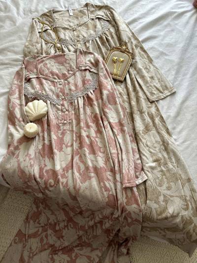 Robe bone florale