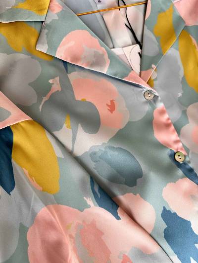 Pyjama satin coloré bonjour
