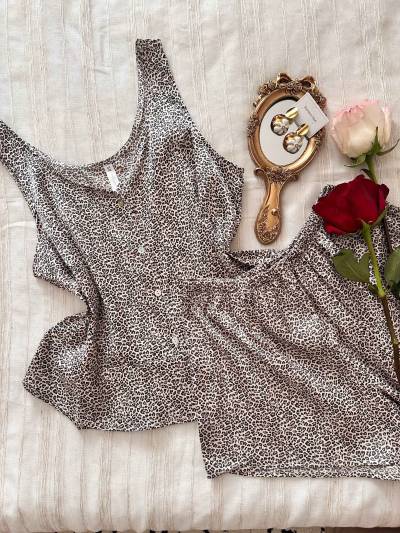 Pyjama short leopard satin