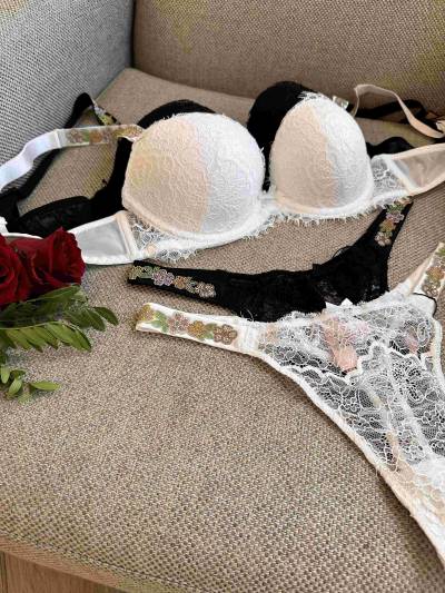 2pcs H bretelle fleur