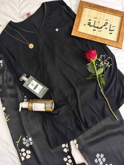 Pyjama noir pantalon satiné
