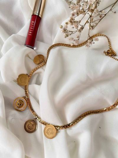 collier lion d'or