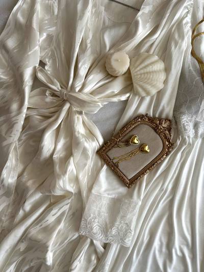 Deshabill Bone satin