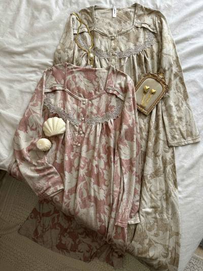 Robe bone florale