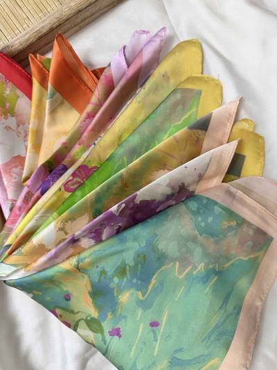 Foulard satin coloré